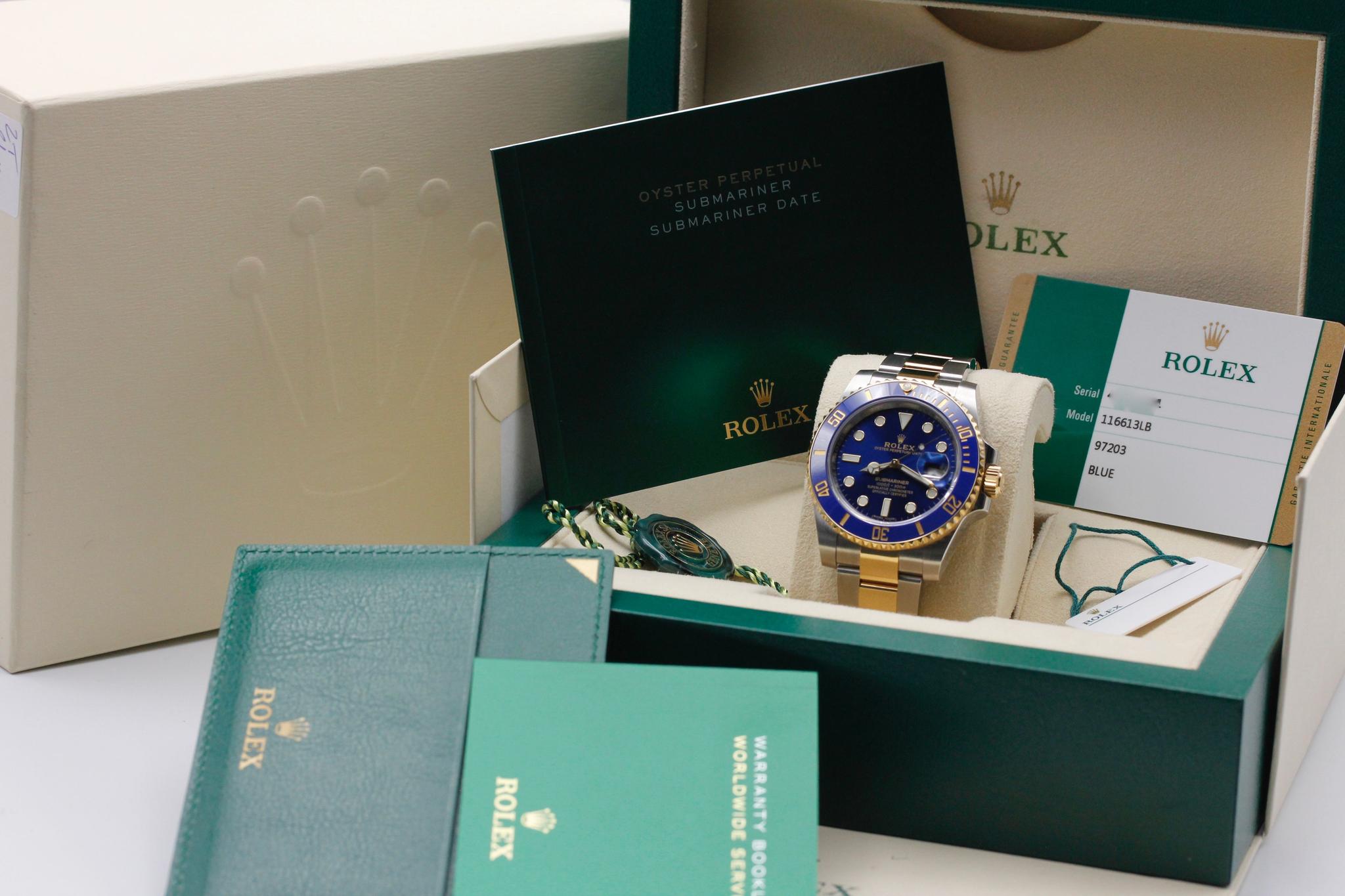 Watch Image 11