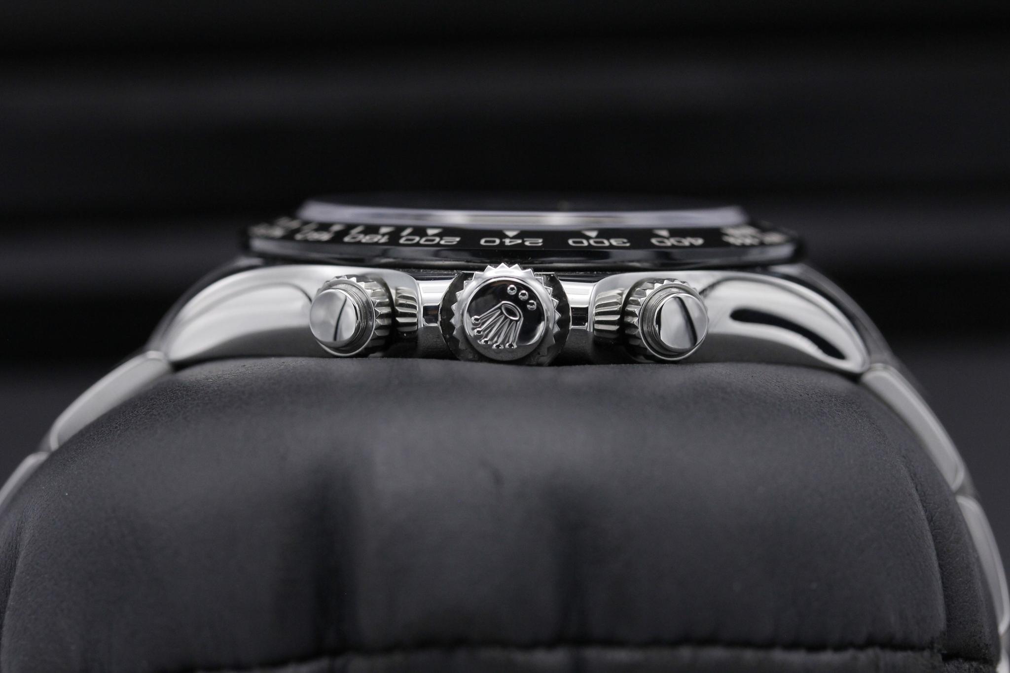 Watch Image 3