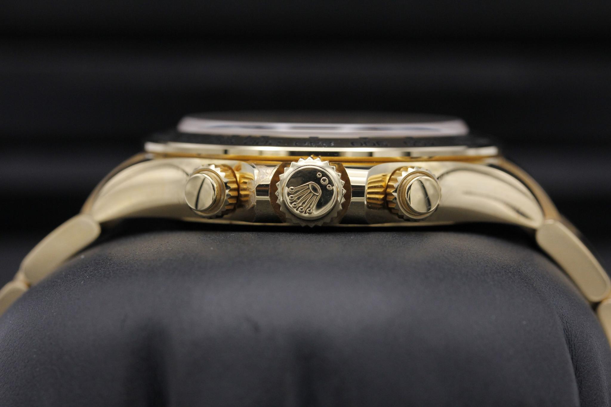 Watch Image 3