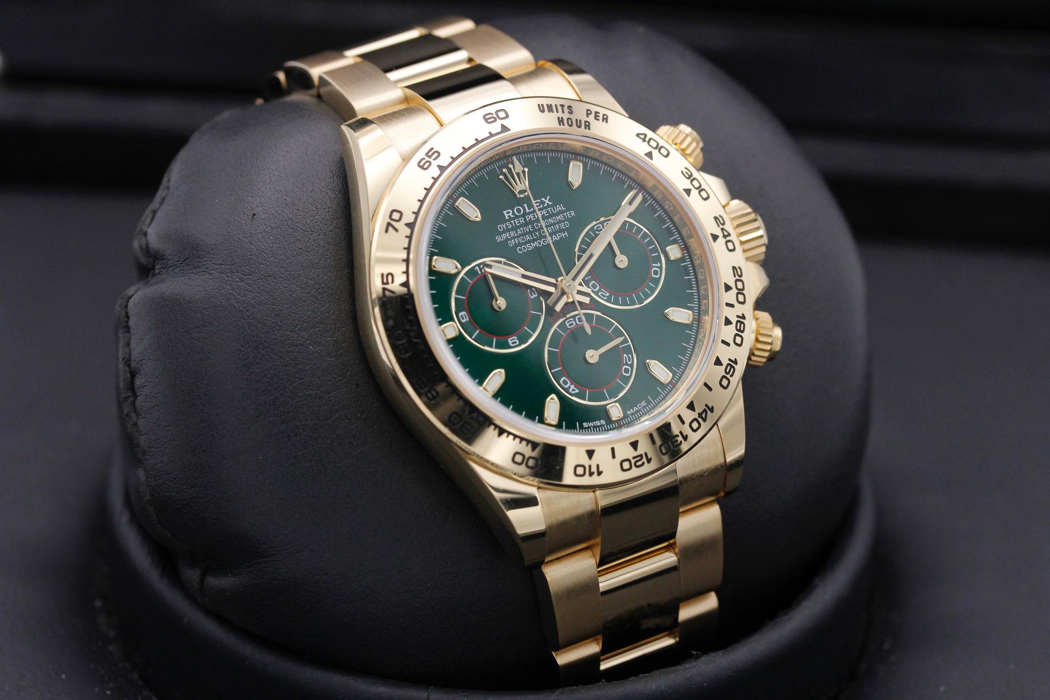 Watch Image 10
