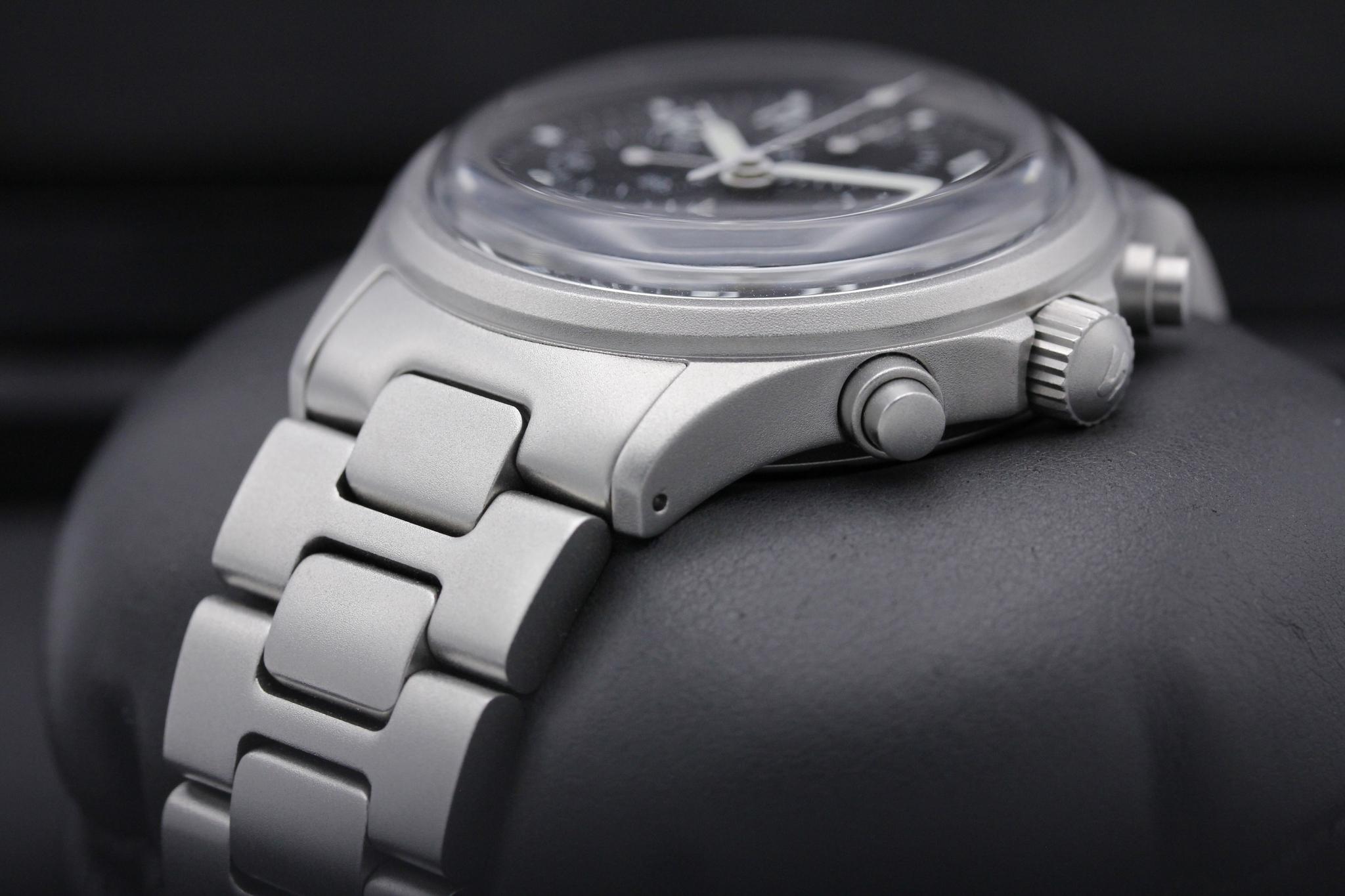 Watch Image 2