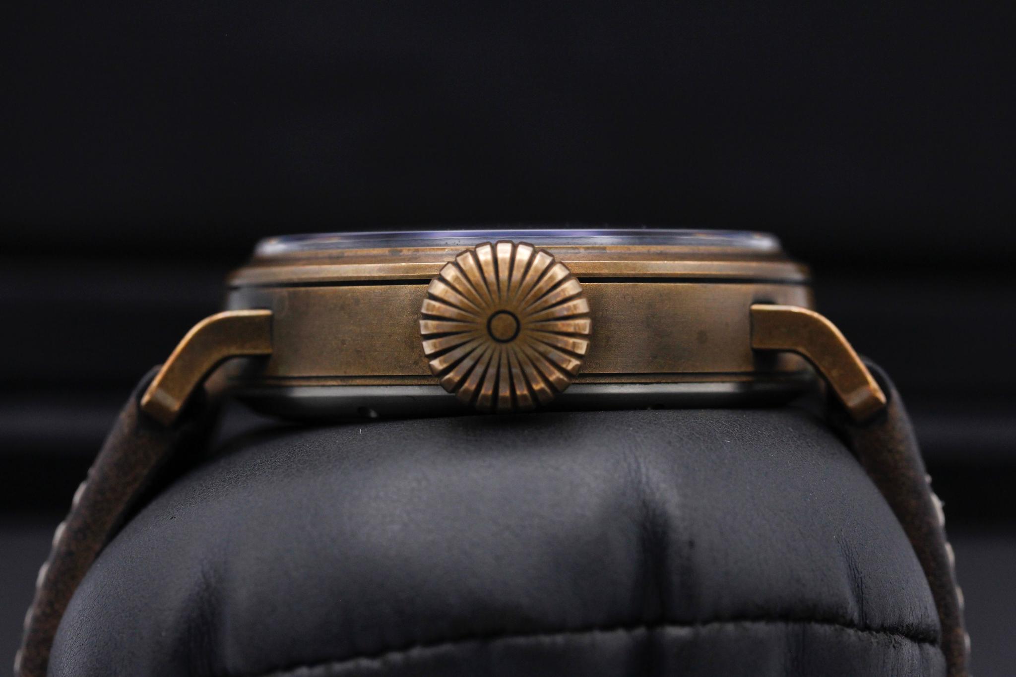 Watch Image 3