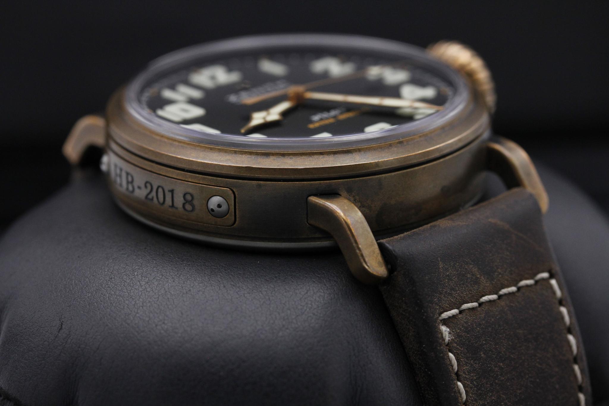 Watch Image 6
