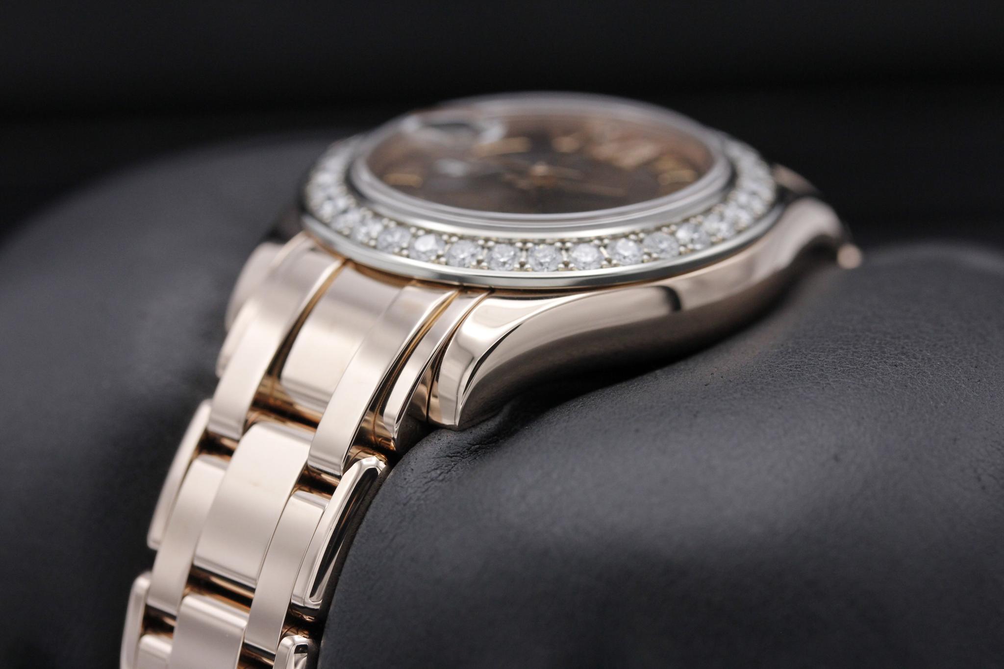 Watch Image 5