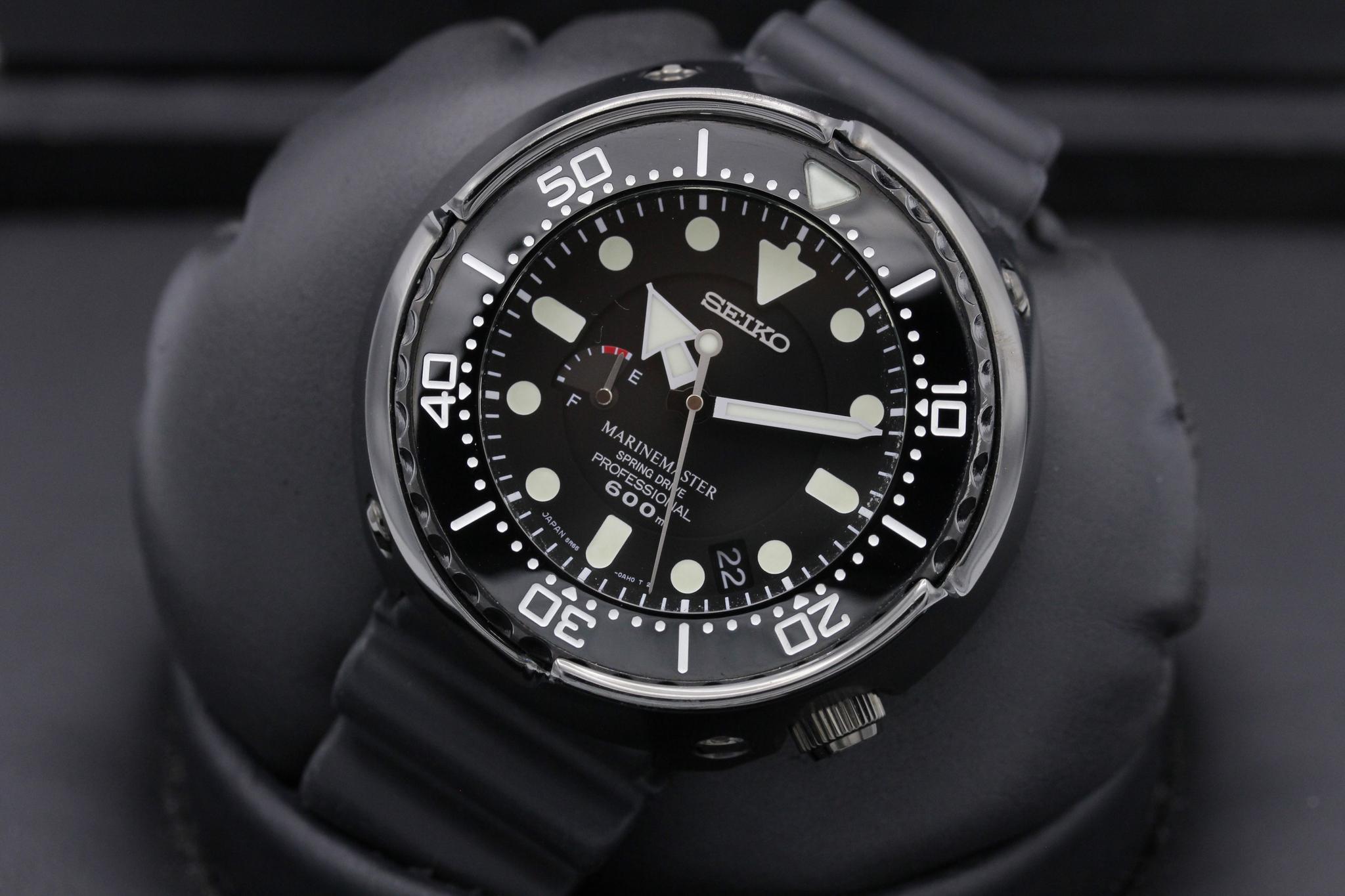 Watch Image 10