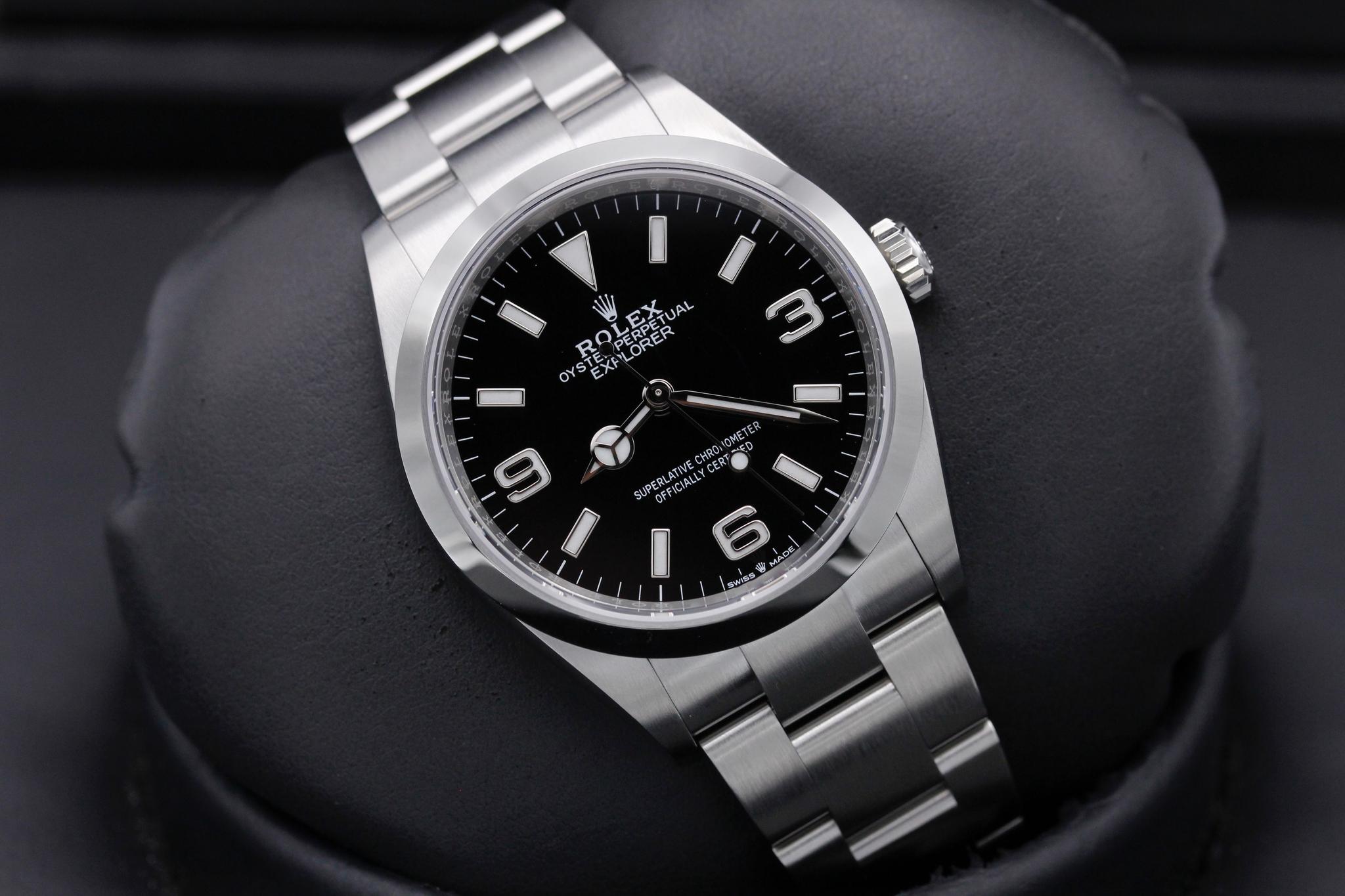 Watch Image 9