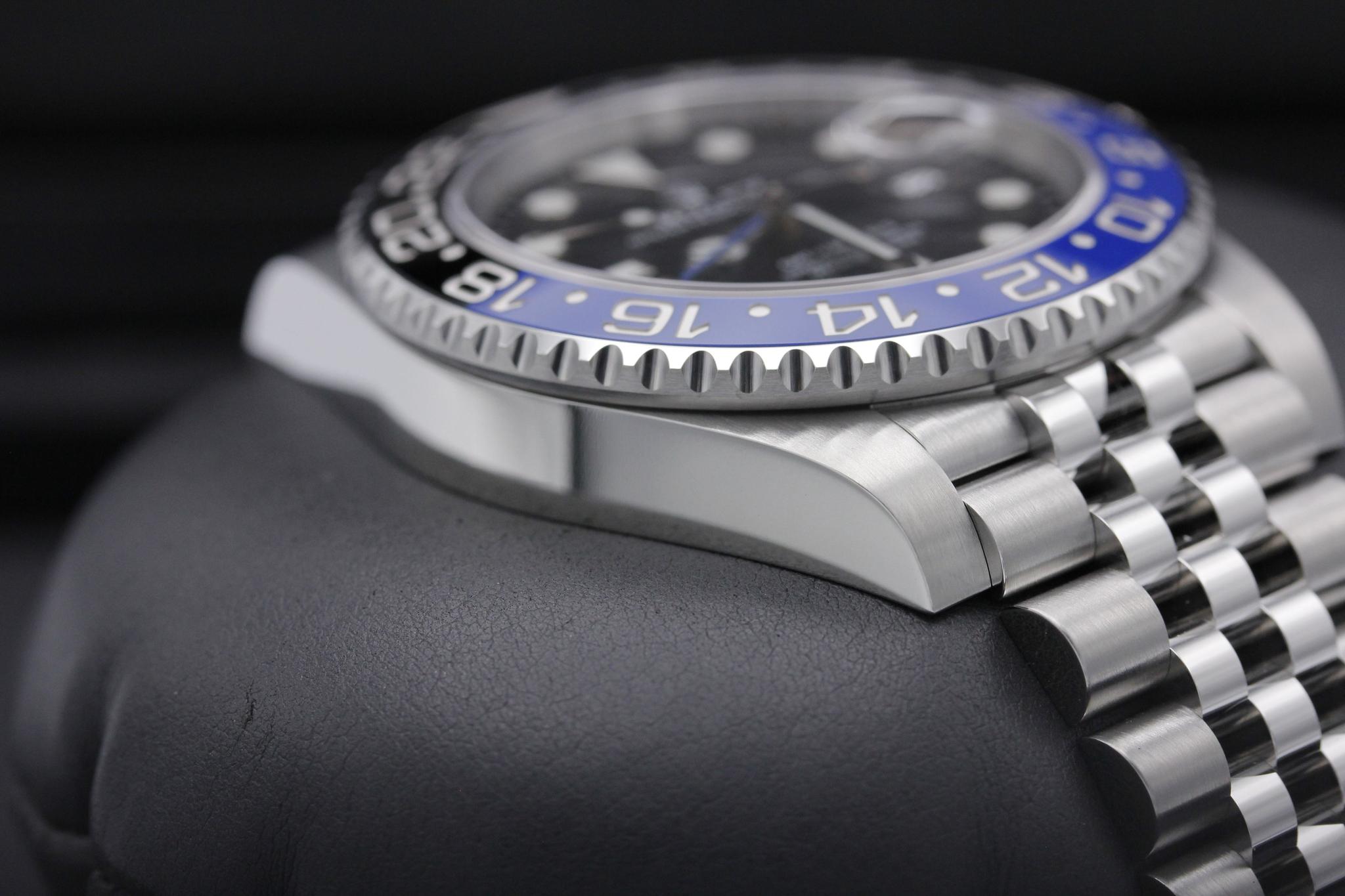 Watch Image 6