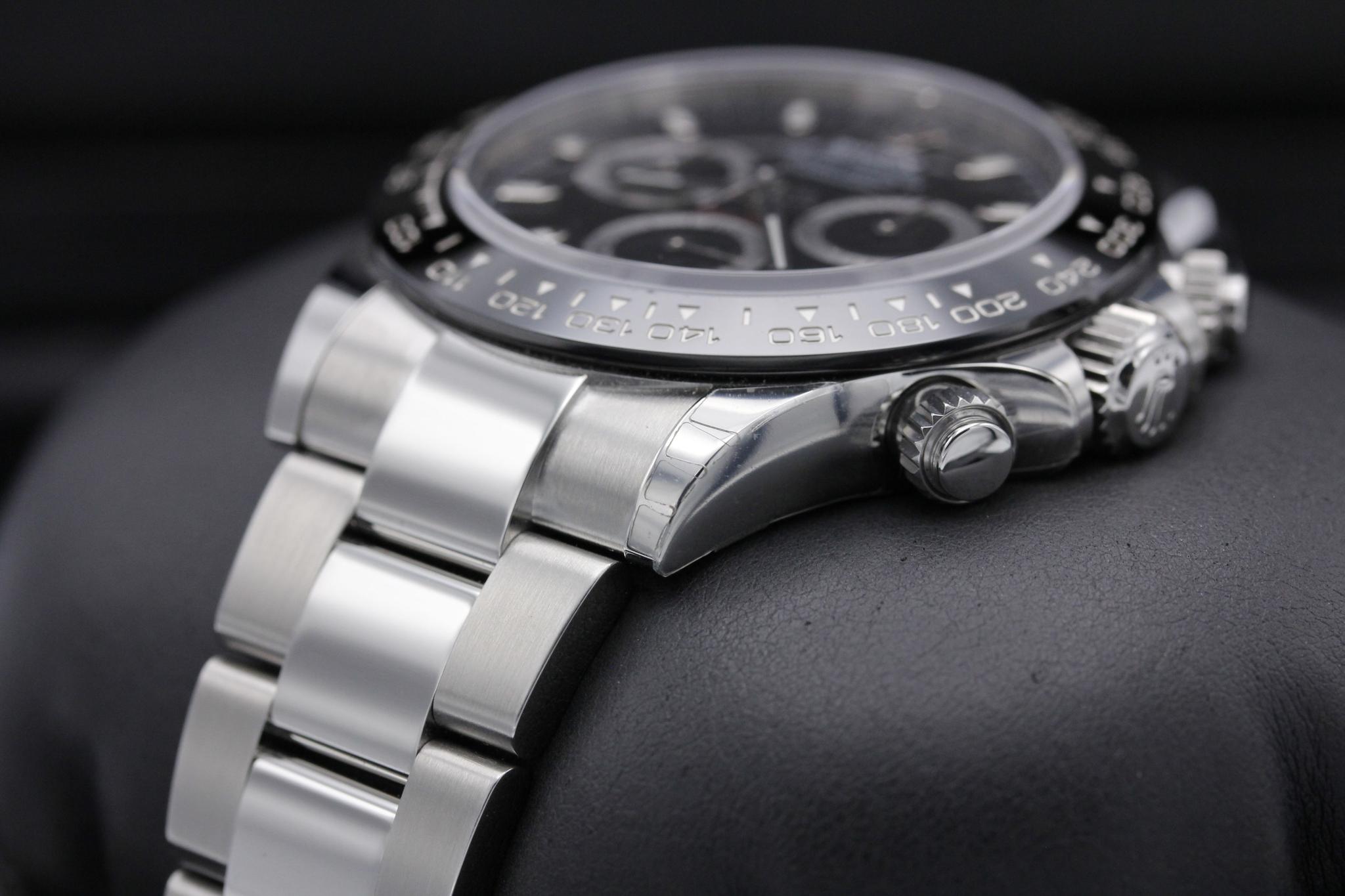 Watch Image 2