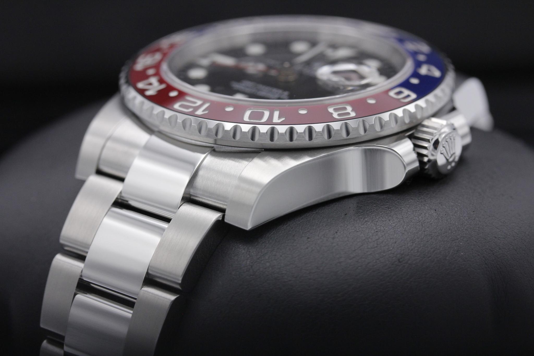 Watch Image 2