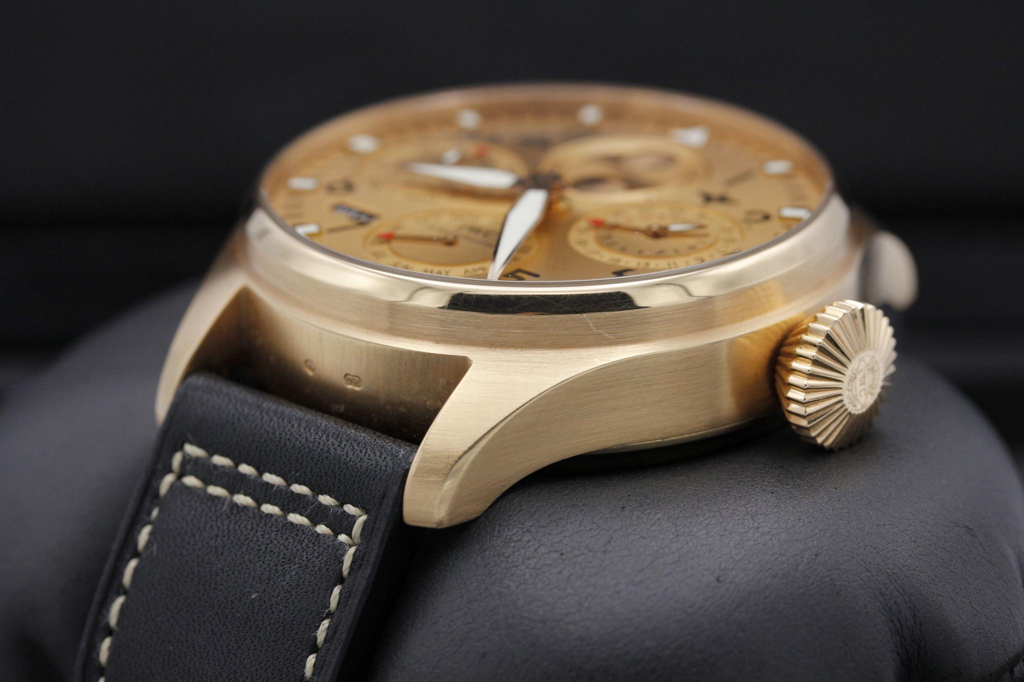 Watch Image 2