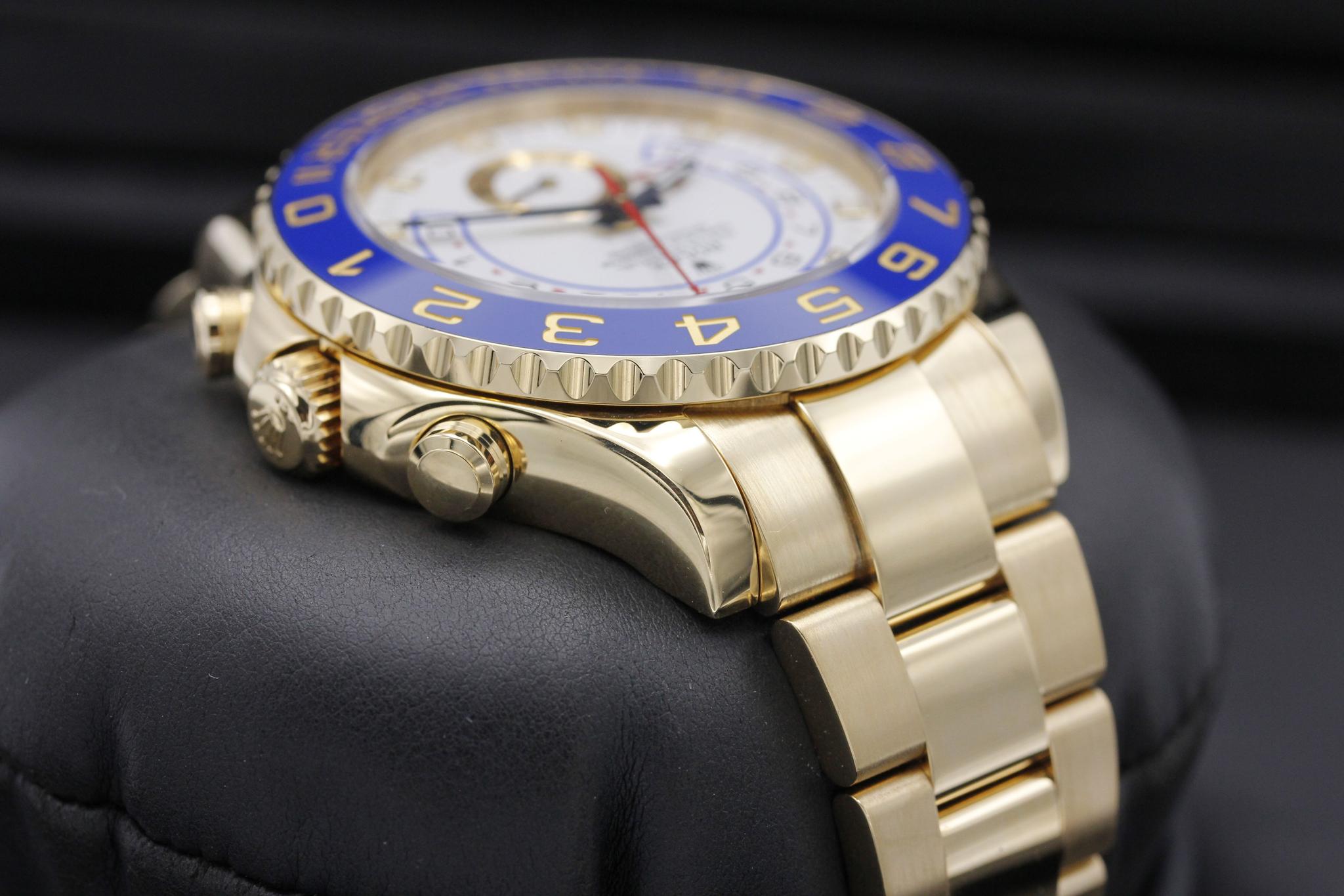 Watch Image 4