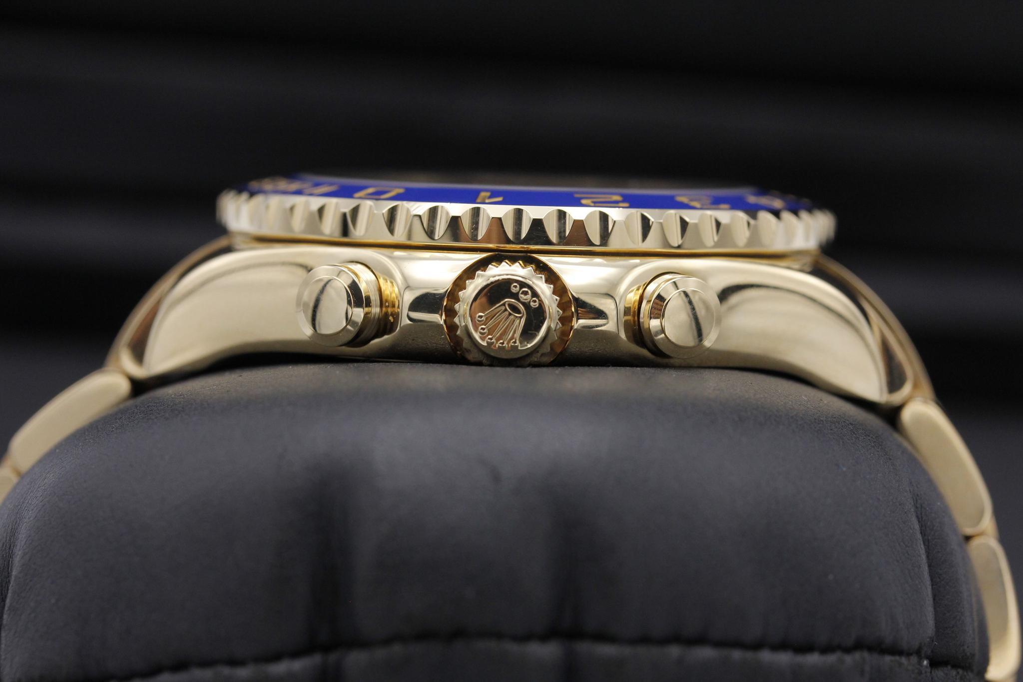 Watch Image 3