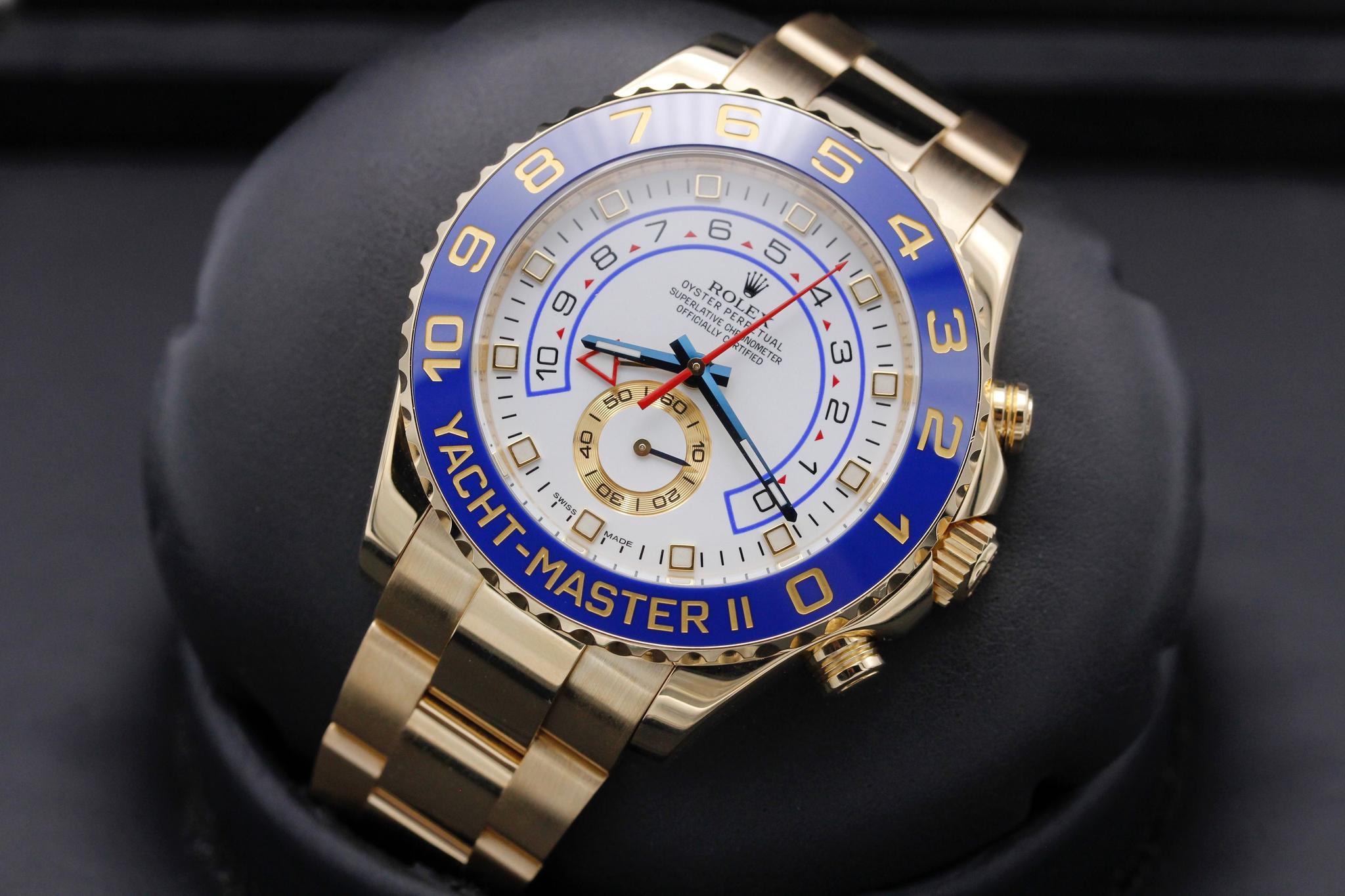 Watch Image 9