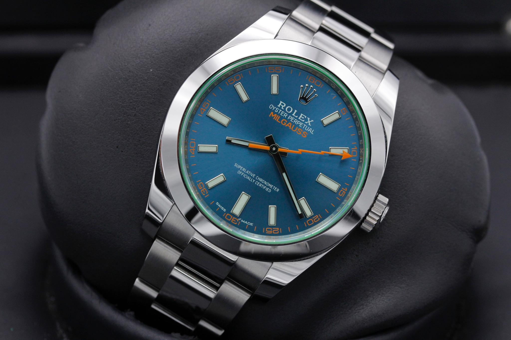 Watch Image 10