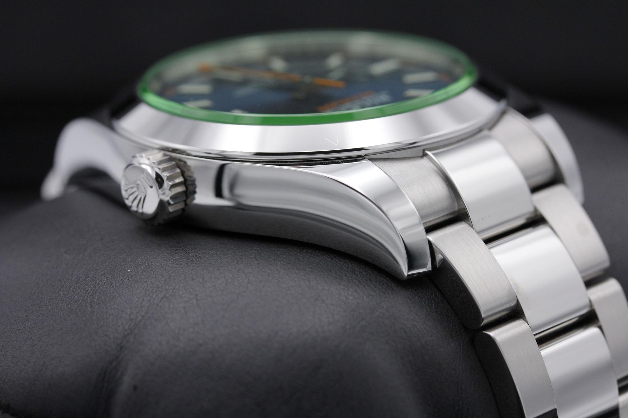 Watch Image 4