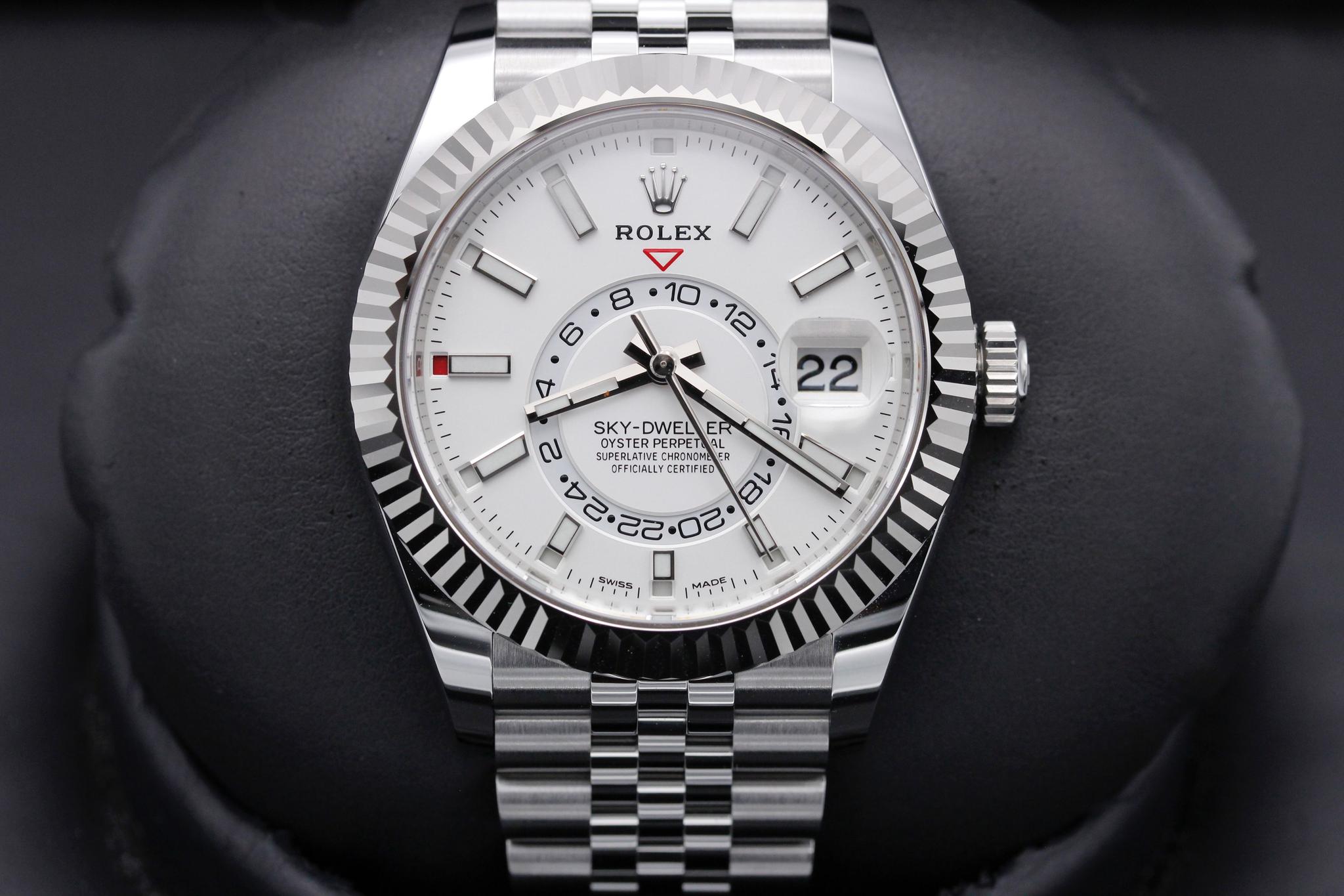 Watch Image 1