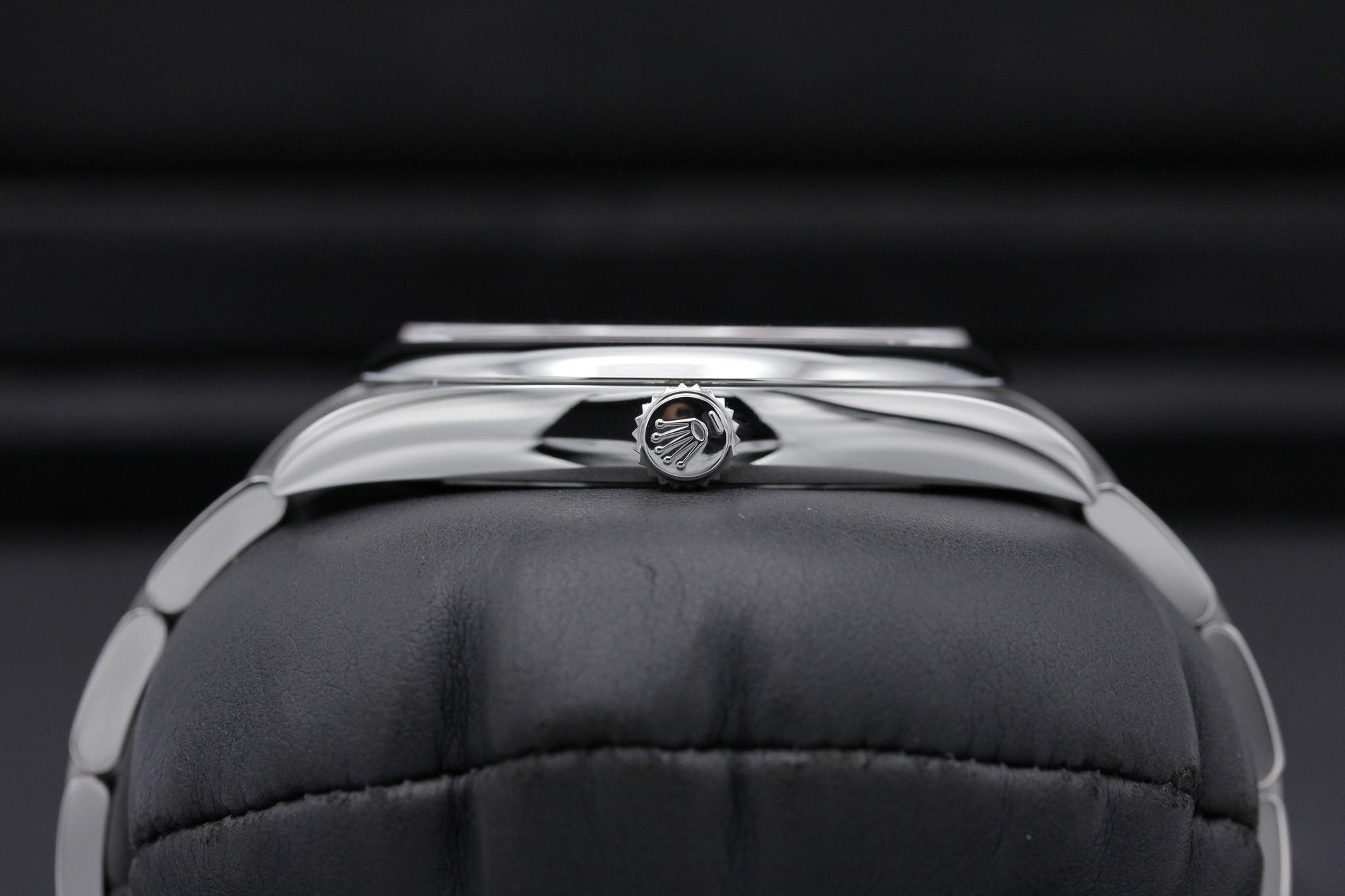Watch Image 3