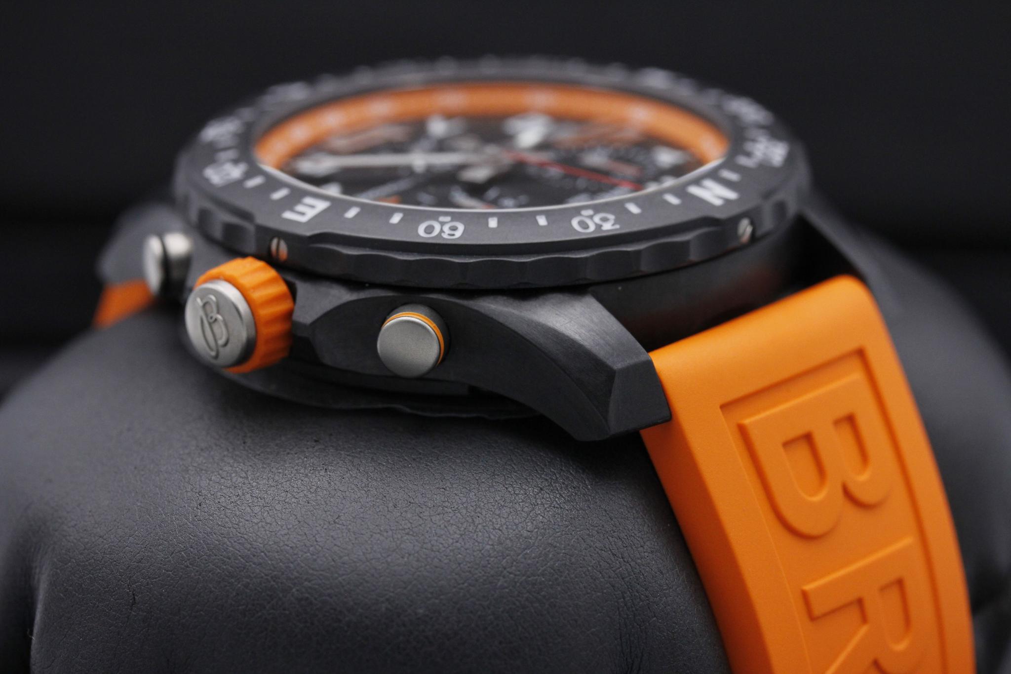 Watch Image 4