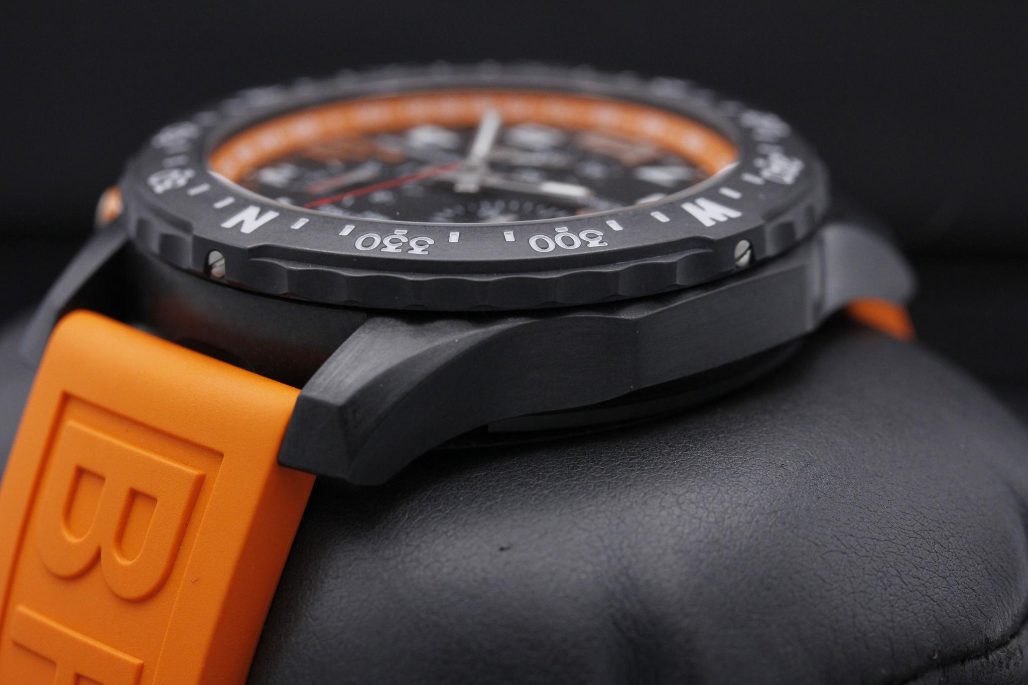 Watch Image 5