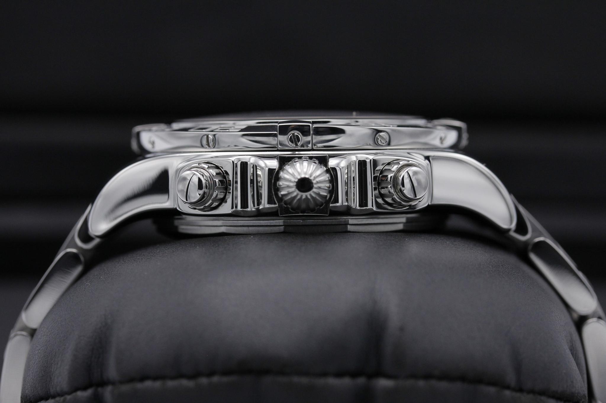 Watch Image 3