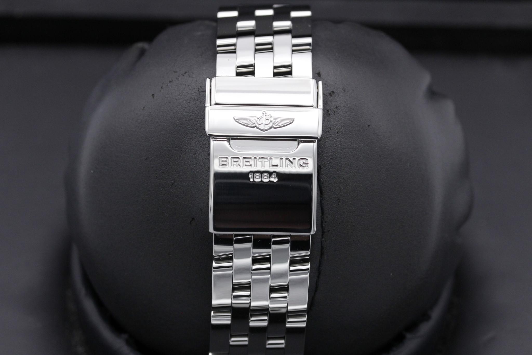 Watch Image 8