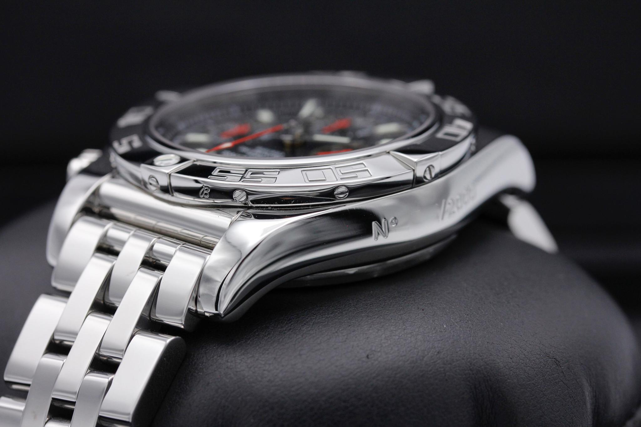 Watch Image 5