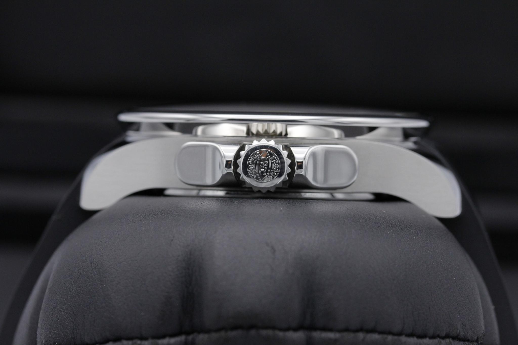 Watch Image 3