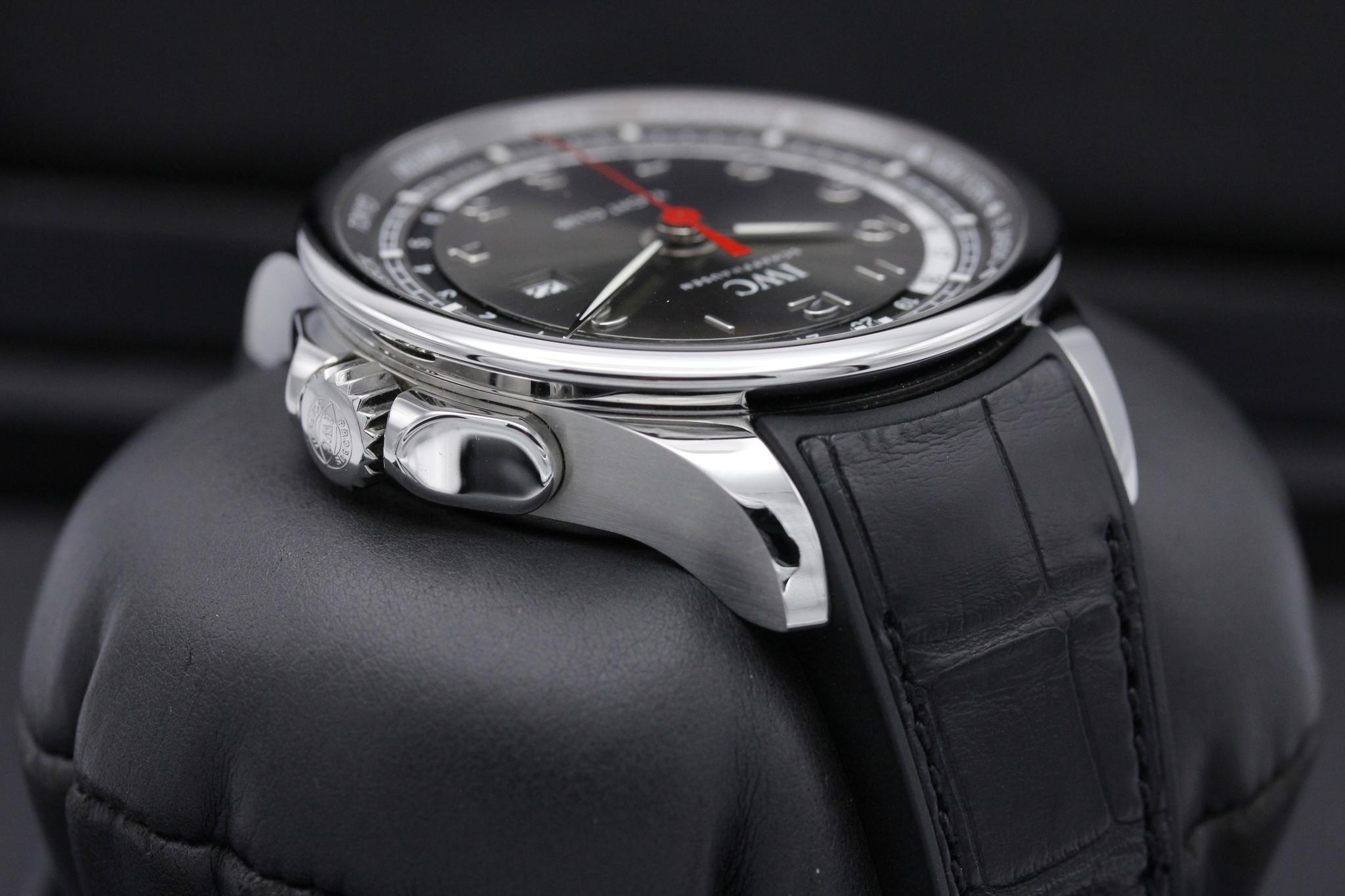 Watch Image 4