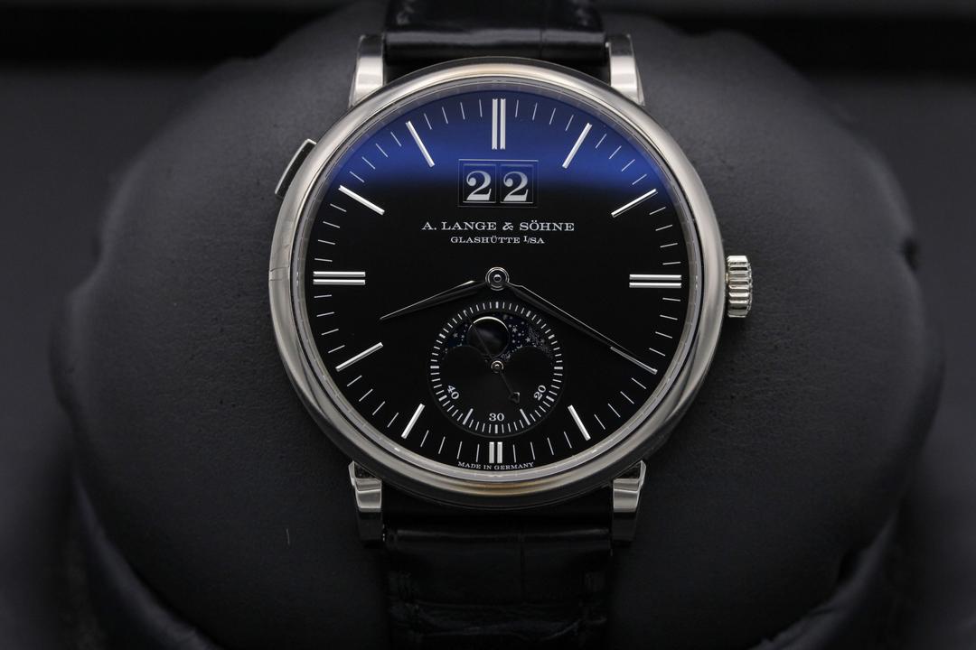 A. Lange & Söhne Saxonia Moonphase 384.029