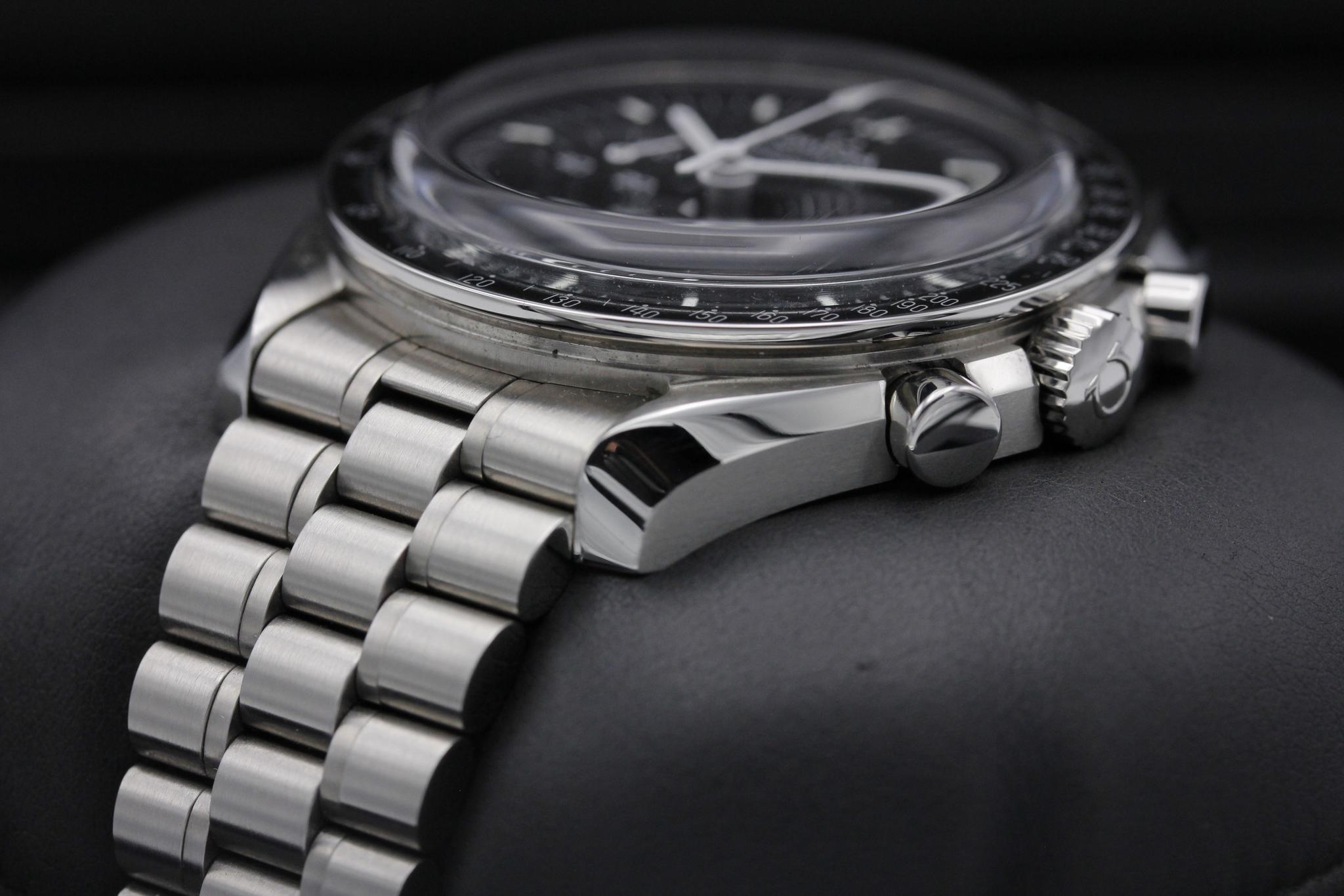 Watch Image 2