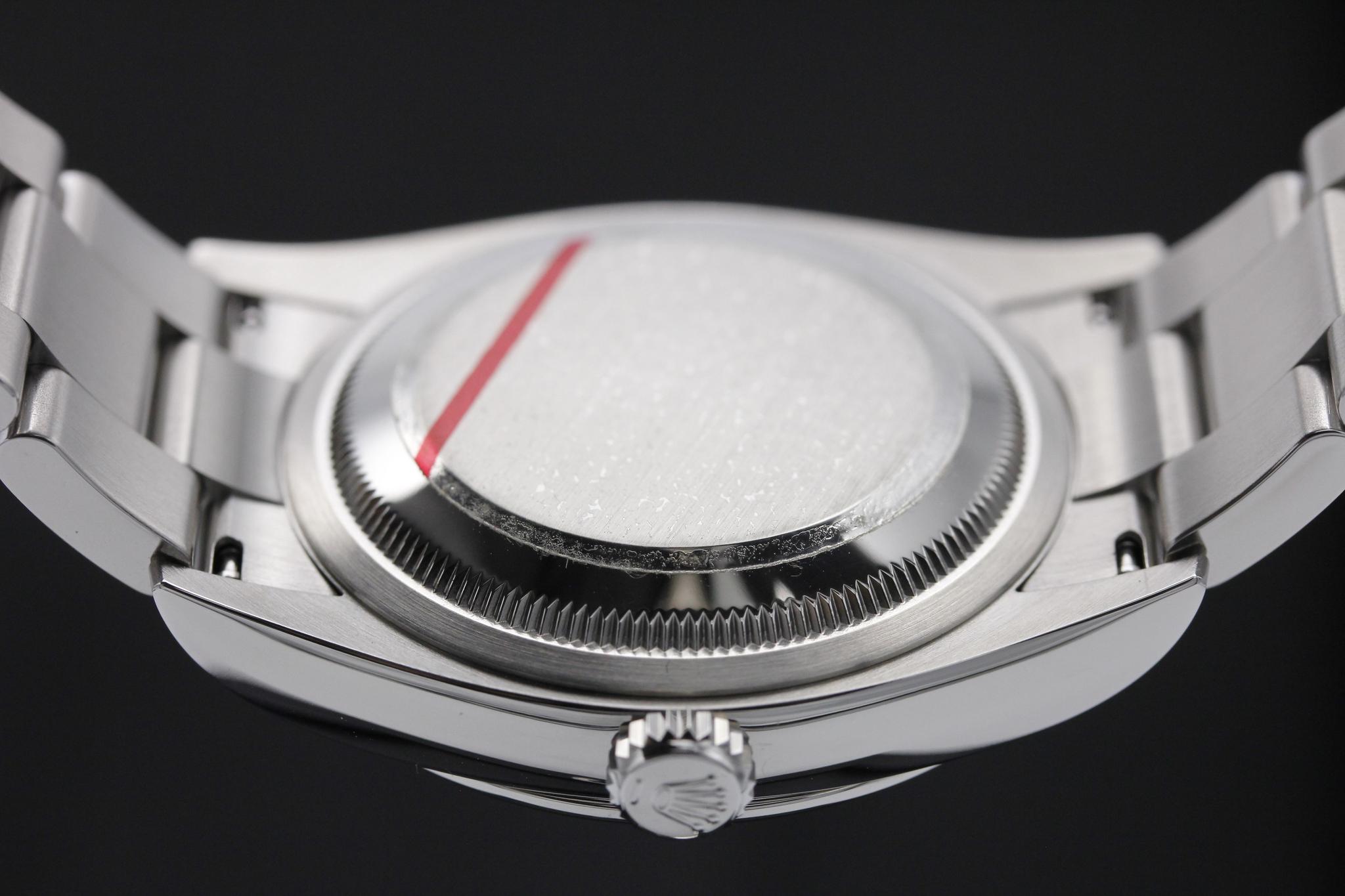 Watch Image 7