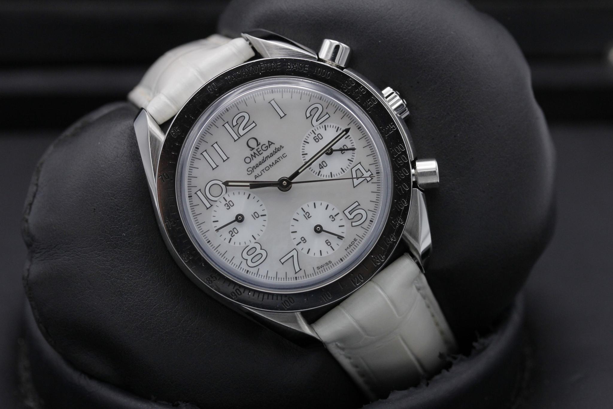 Watch Image 9