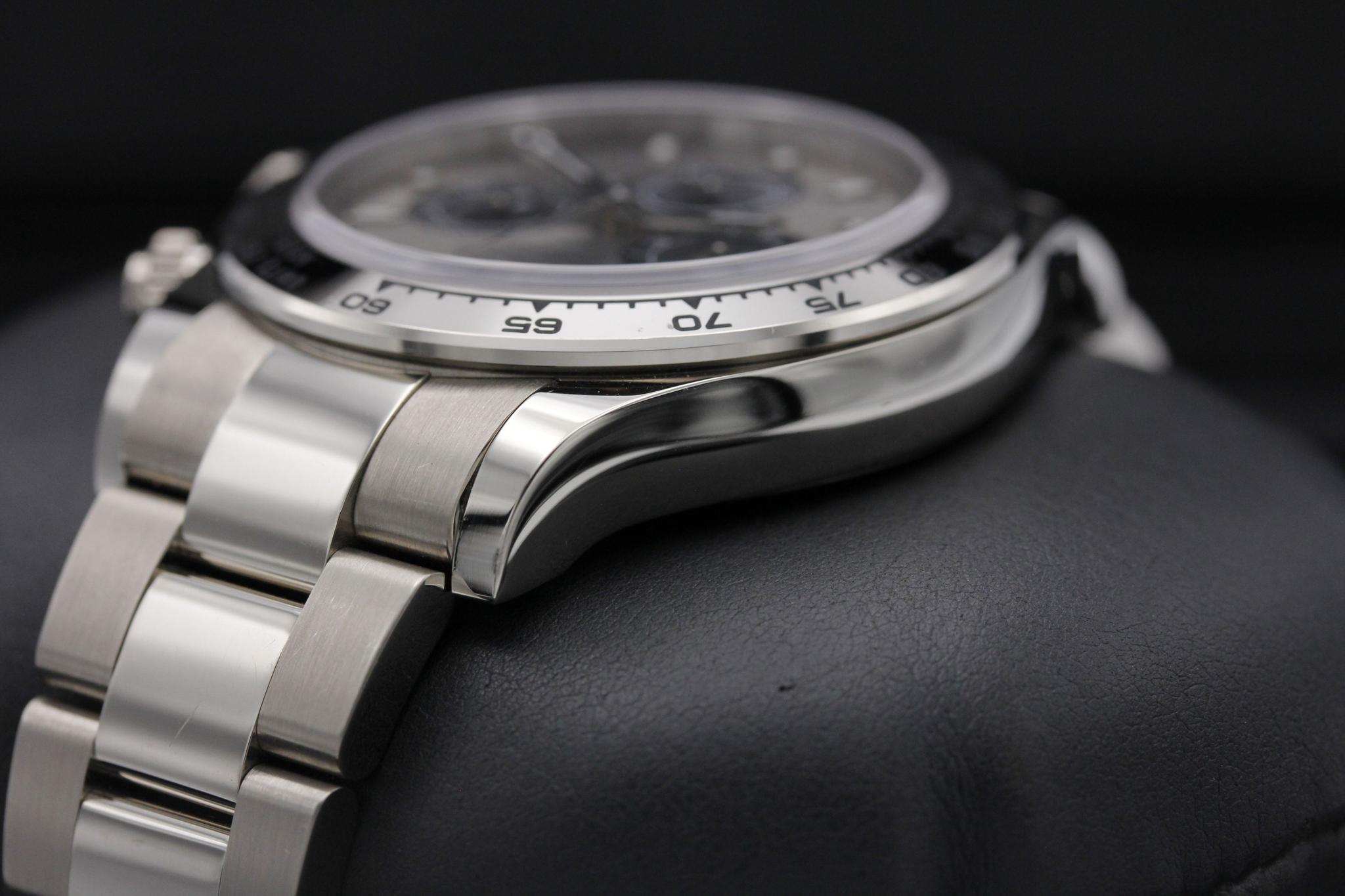 Watch Image 5