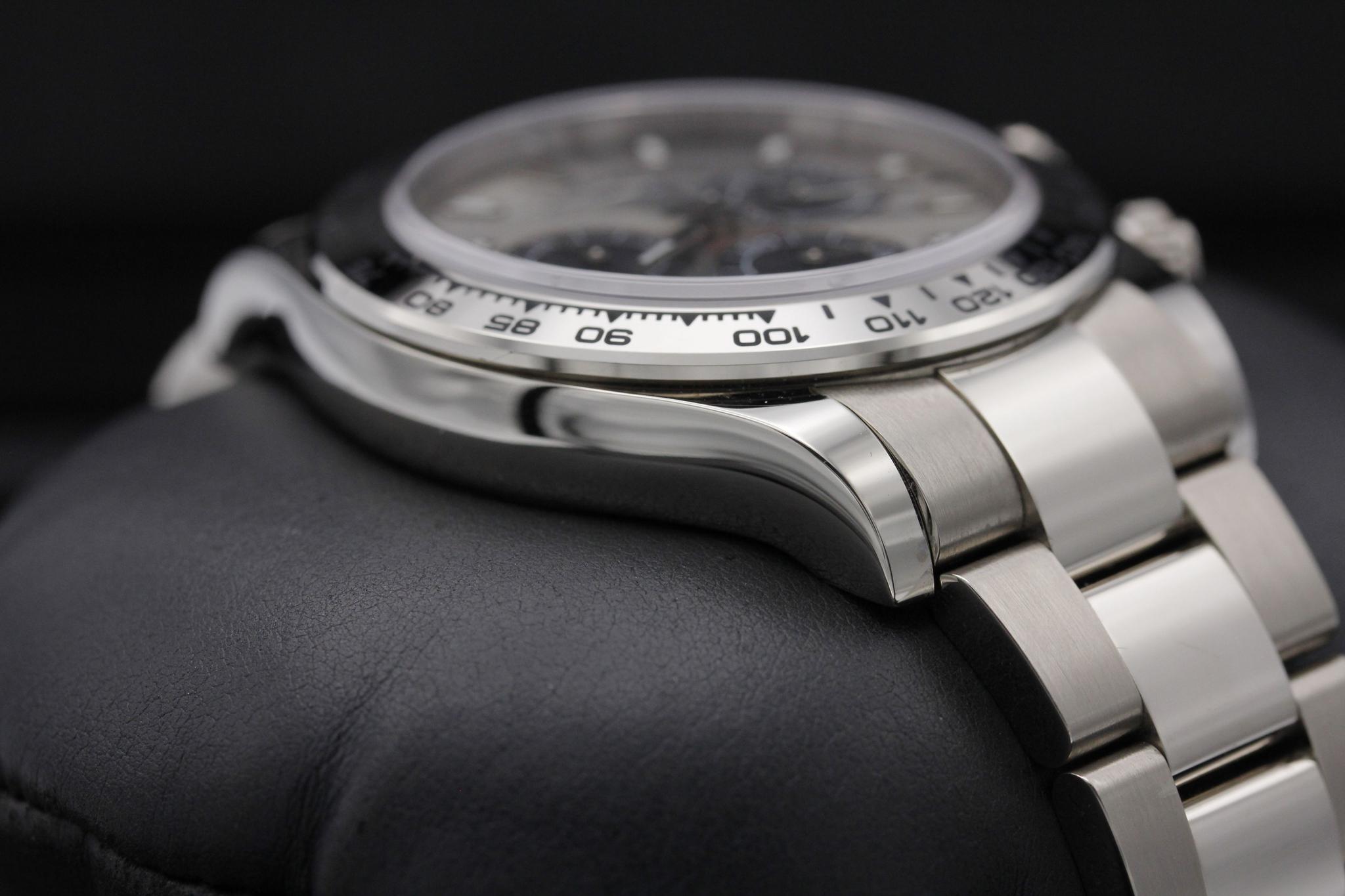 Watch Image 6