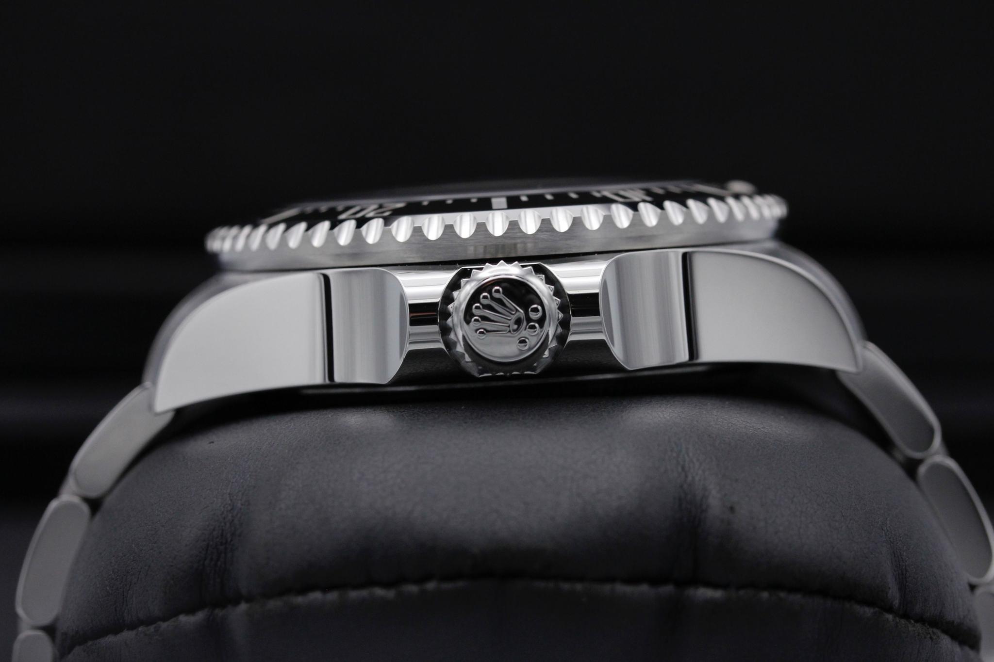 Watch Image 3