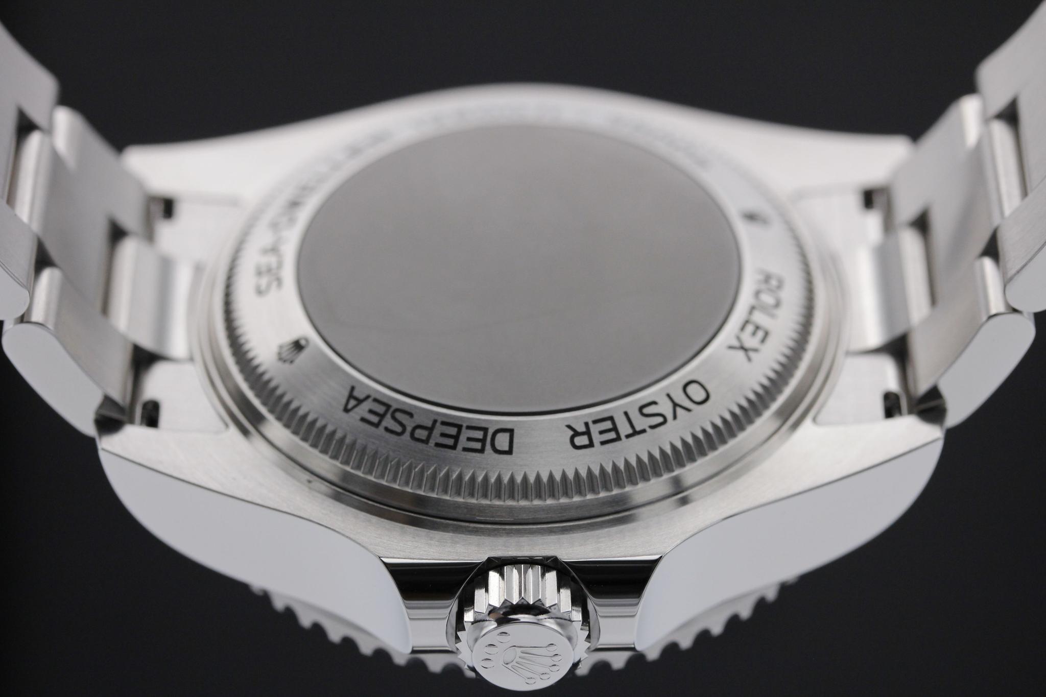 Watch Image 7