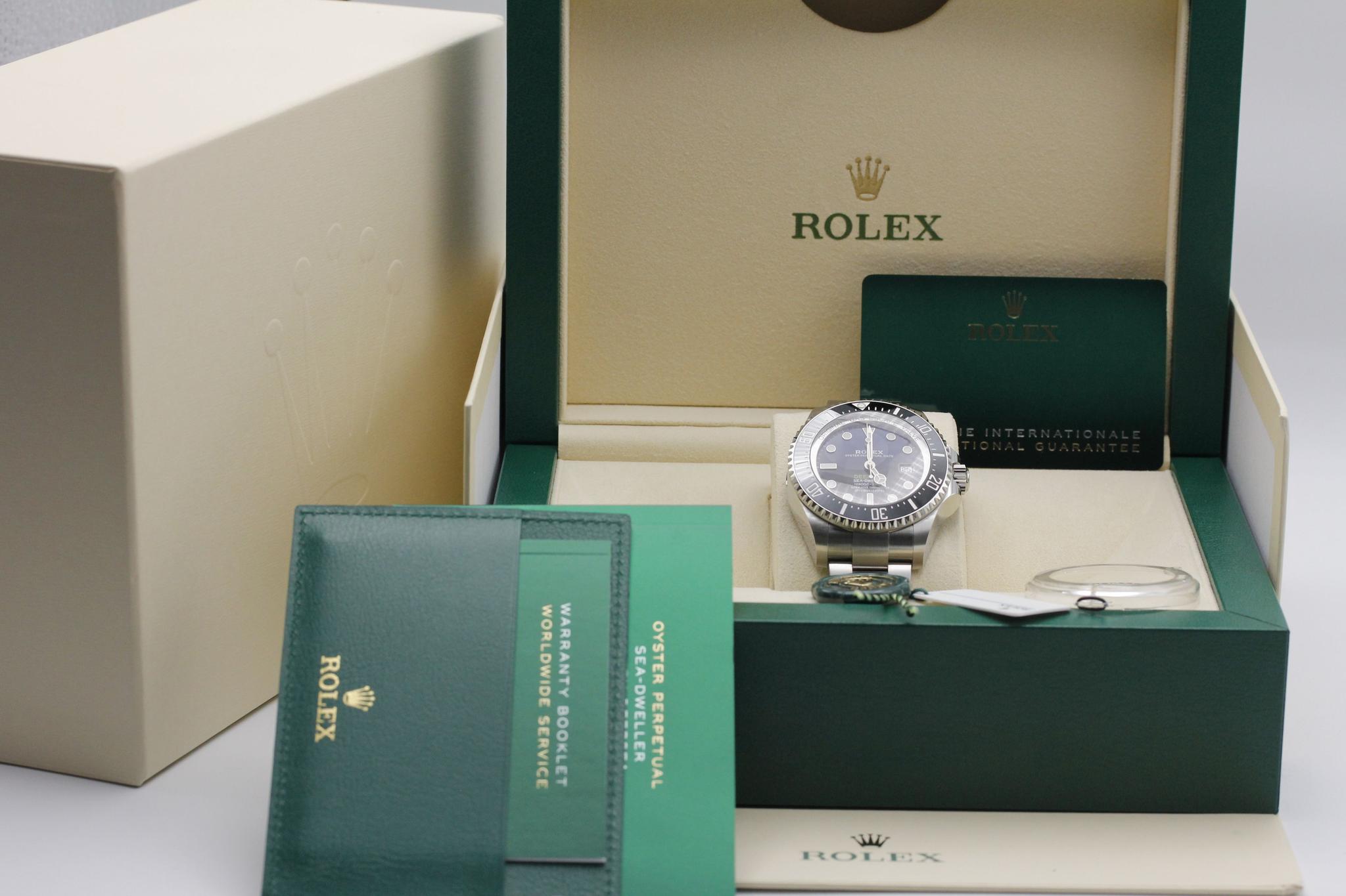 Watch Image 11