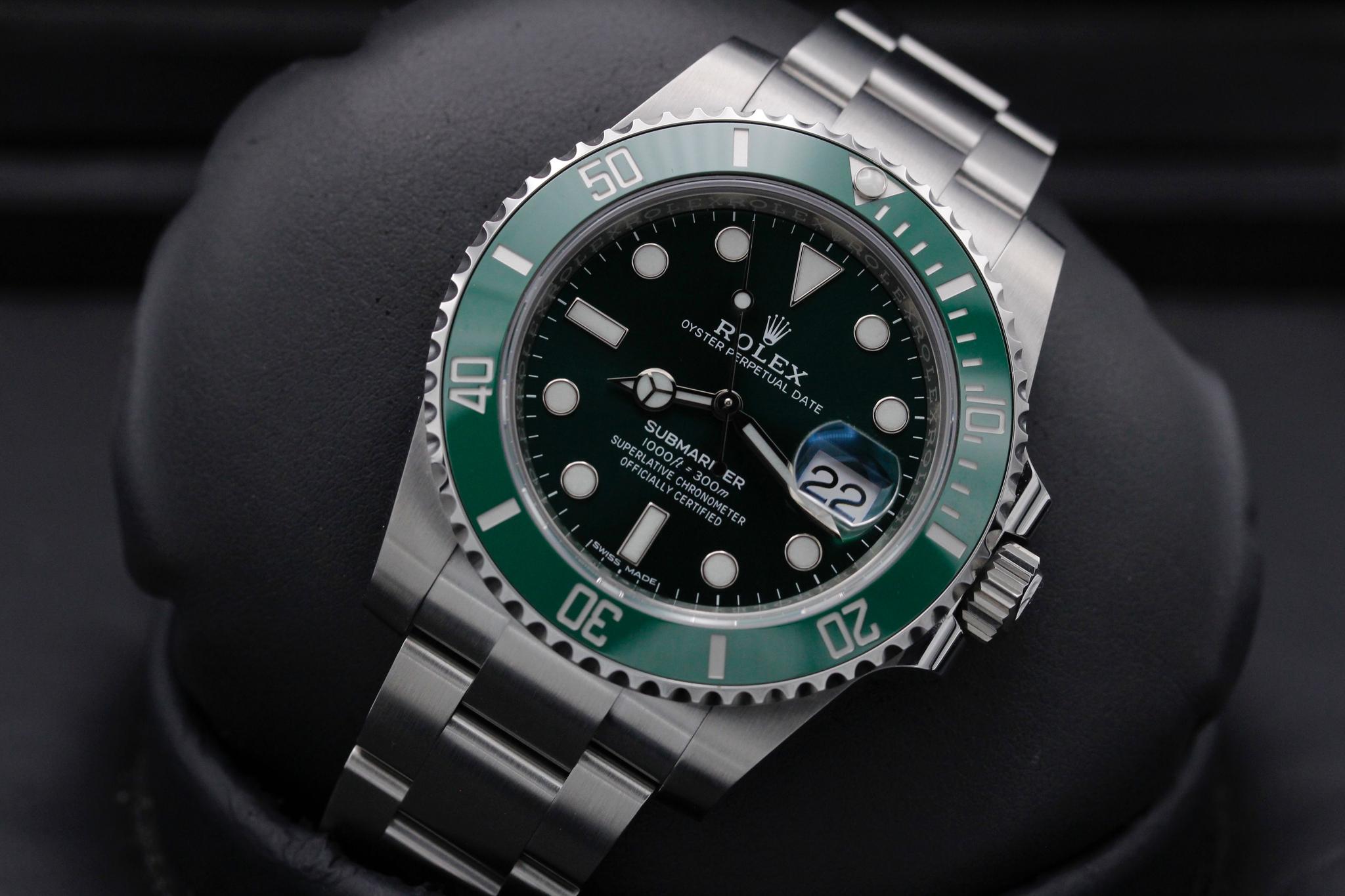Watch Image 10