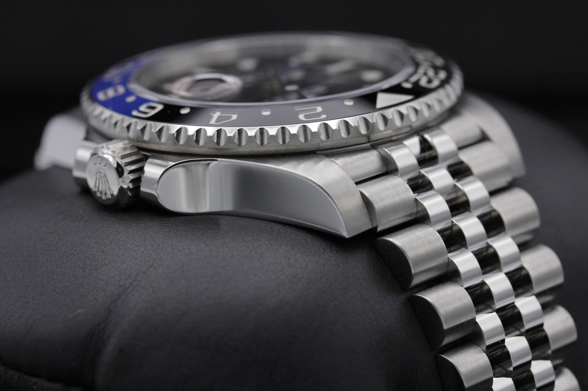 Watch Image 4