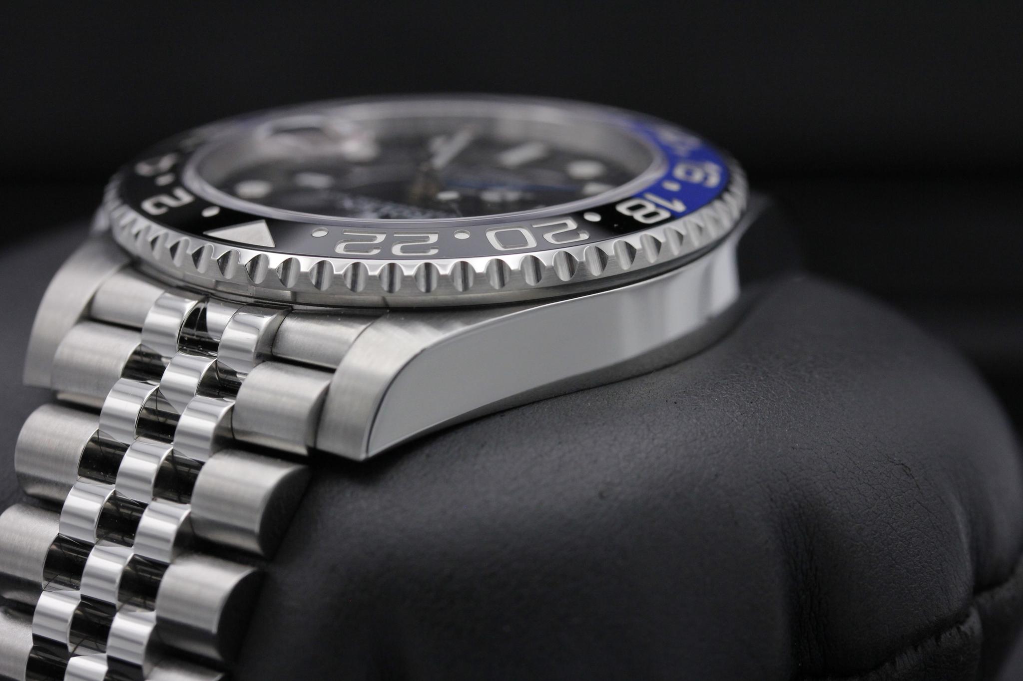 Watch Image 5