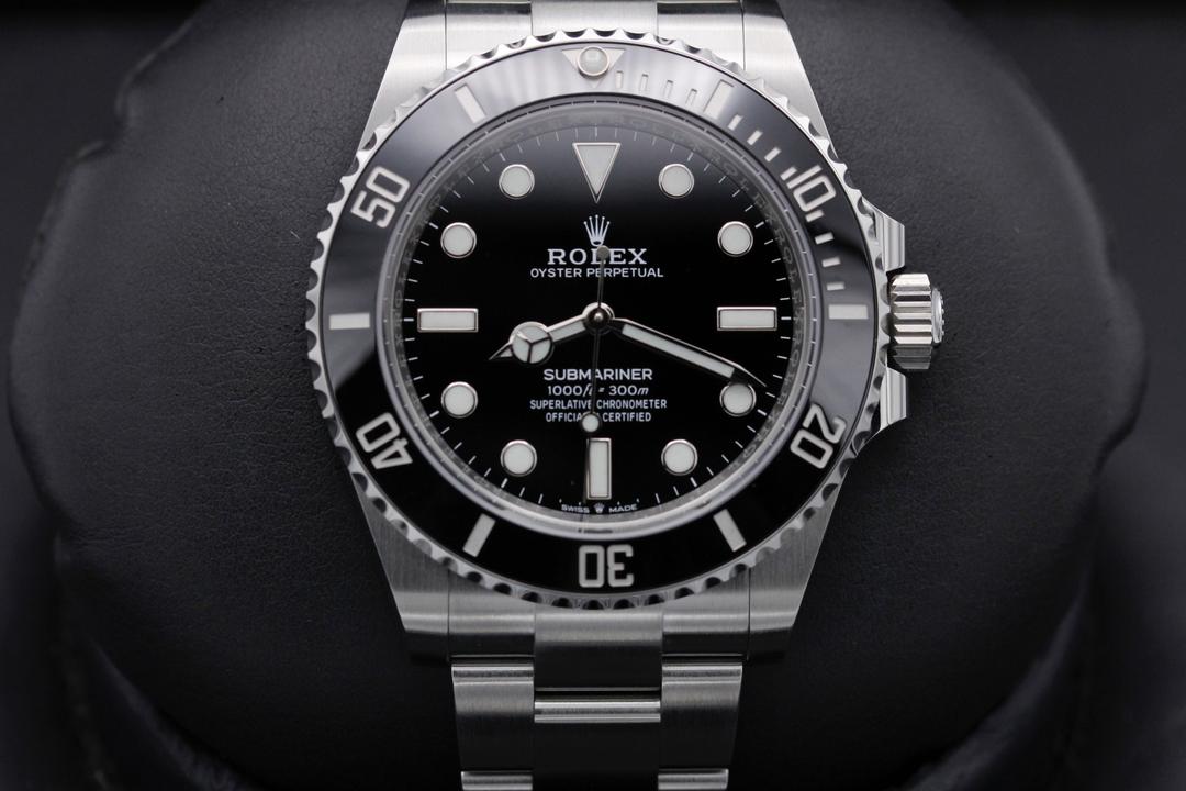 Rolex Submariner No Date 124060