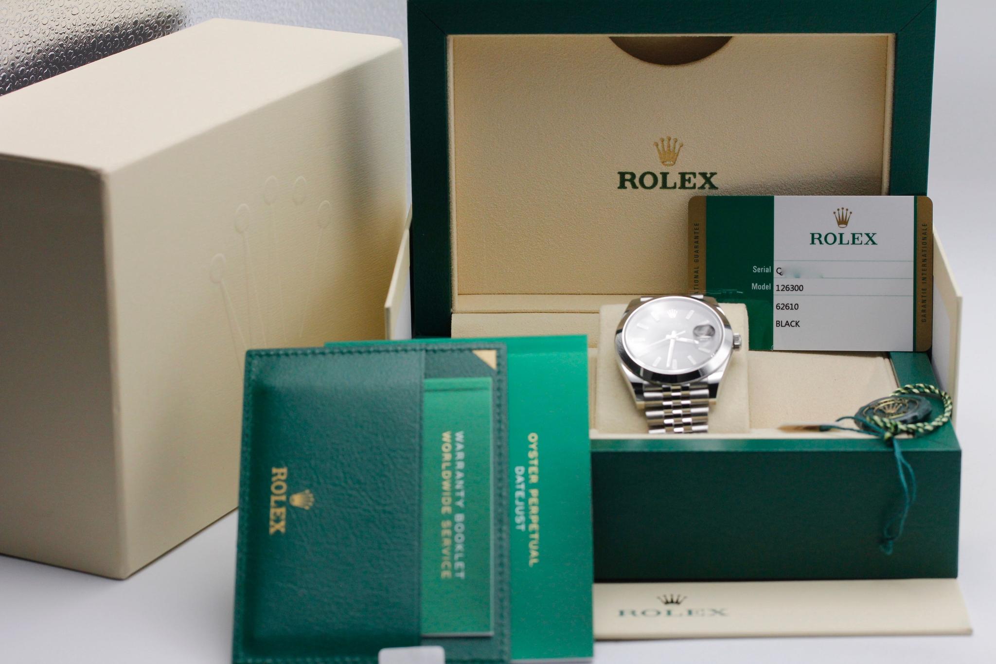 Watch Image 11