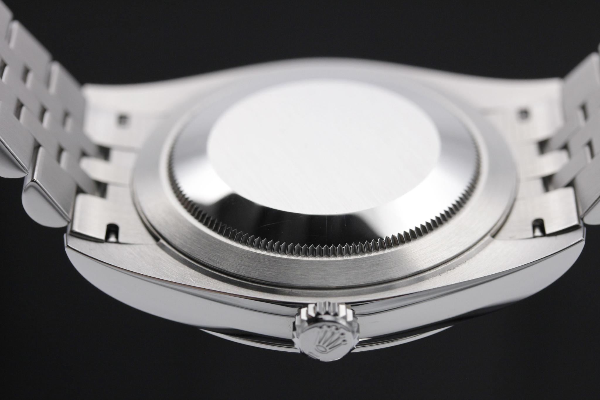 Watch Image 7