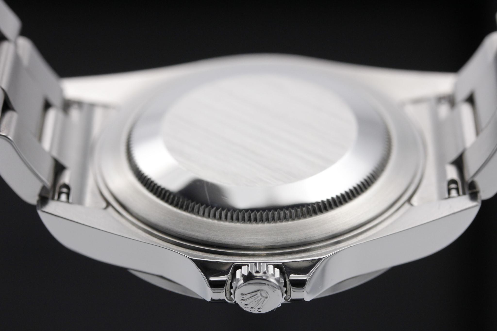 Watch Image 7