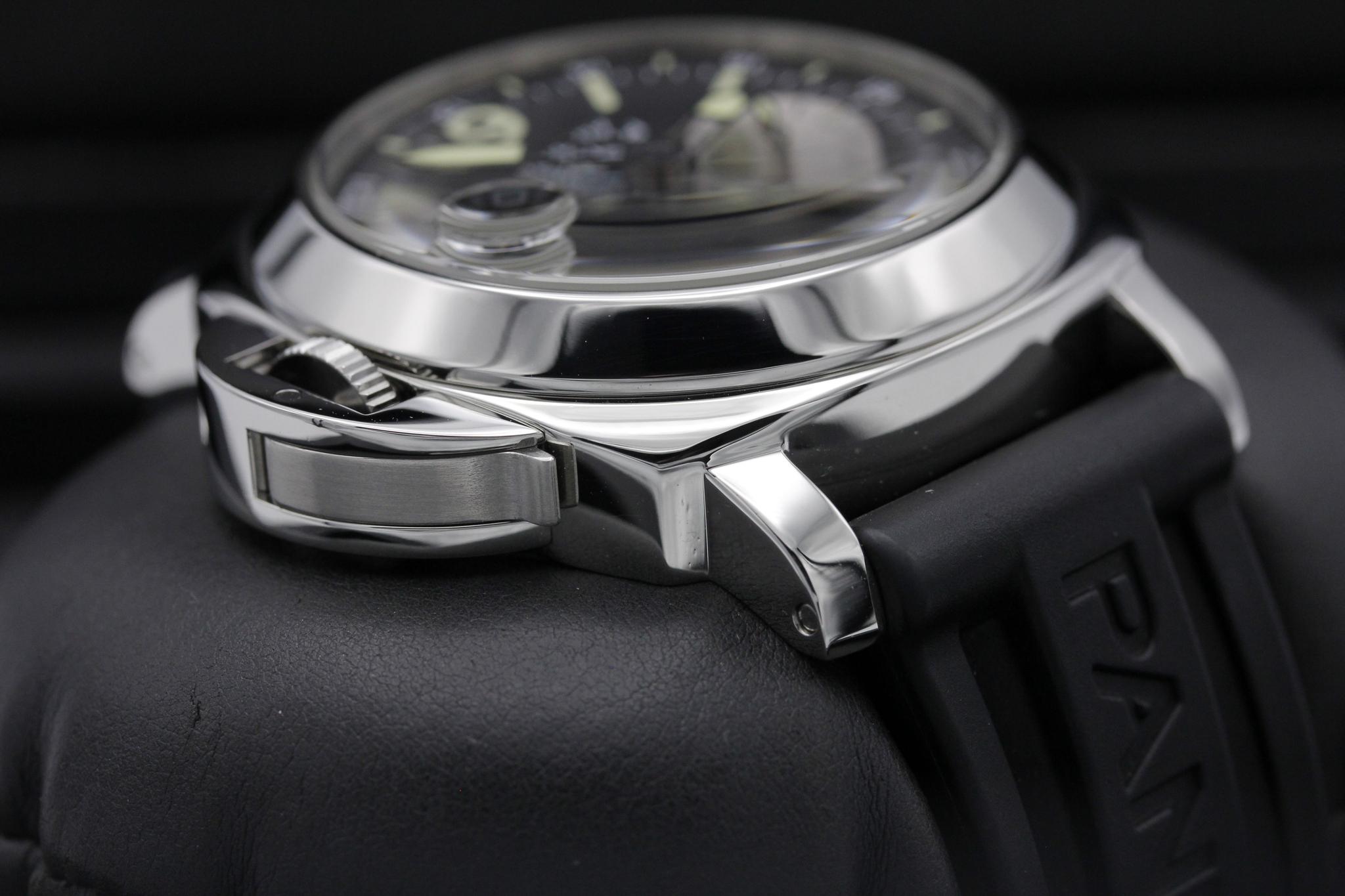 Watch Image 4