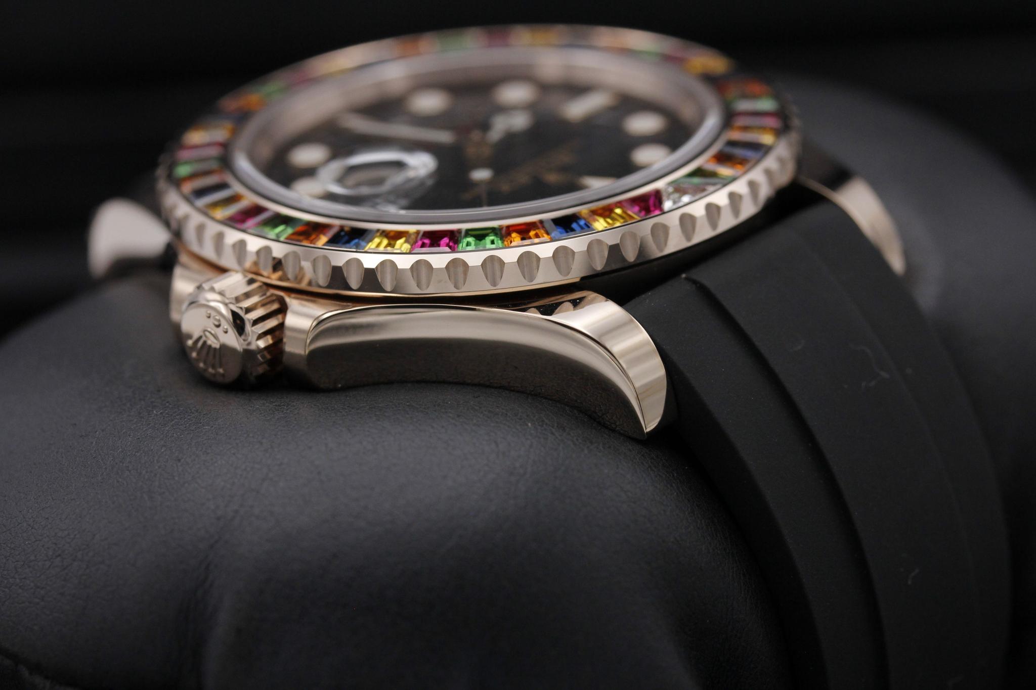 Watch Image 4
