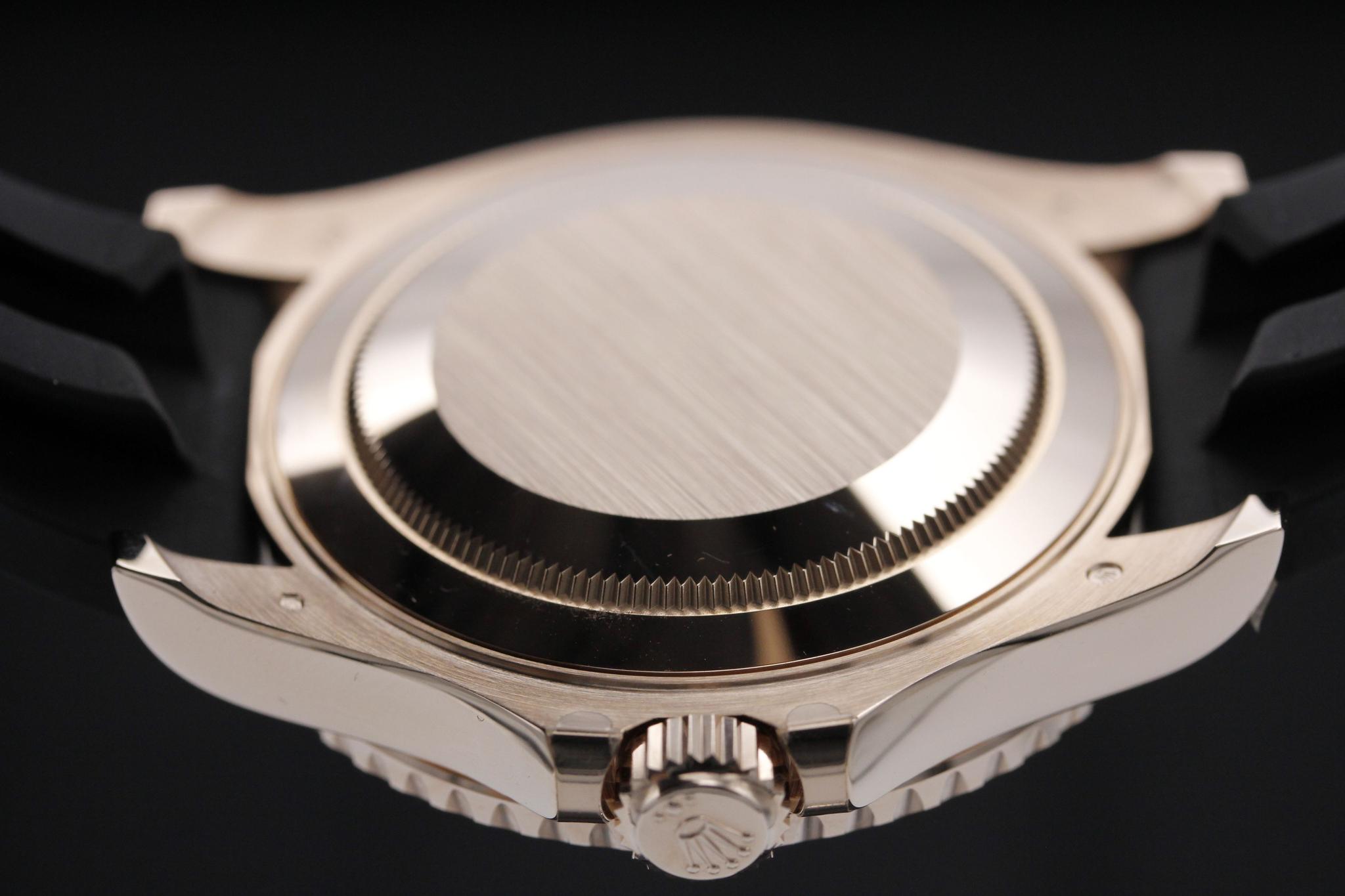 Watch Image 7