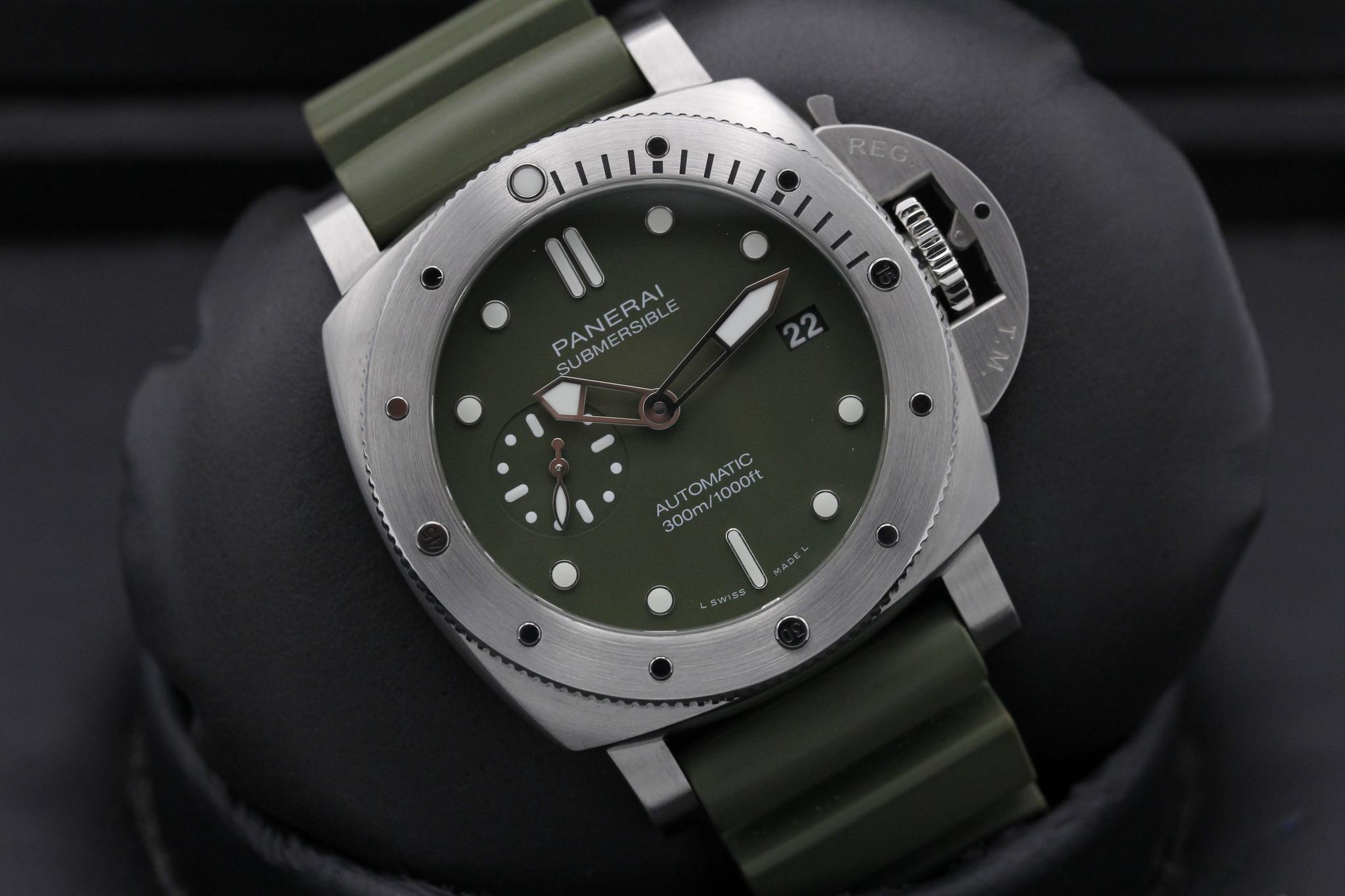 Watch Image 10
