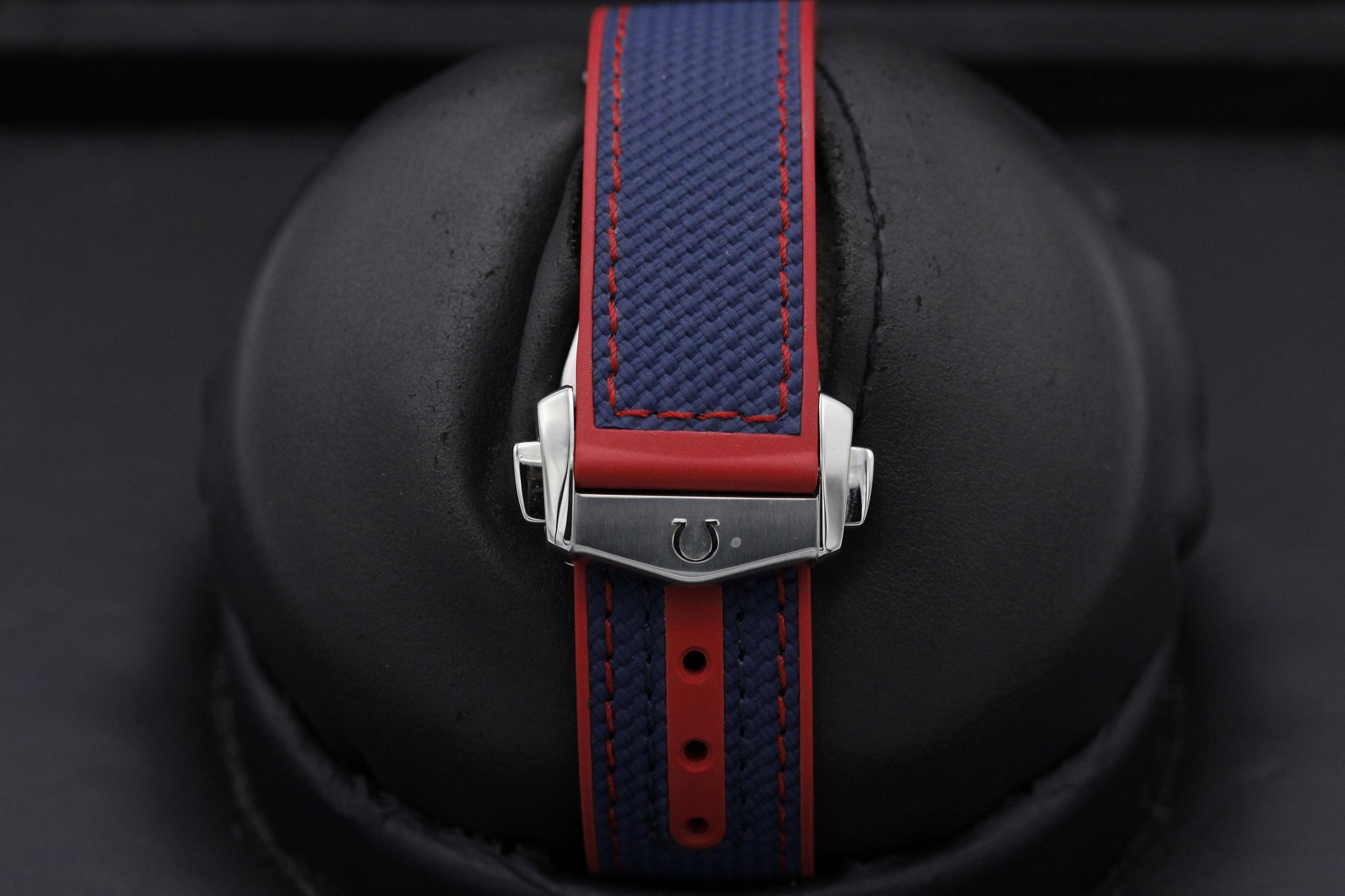 Watch Image 8
