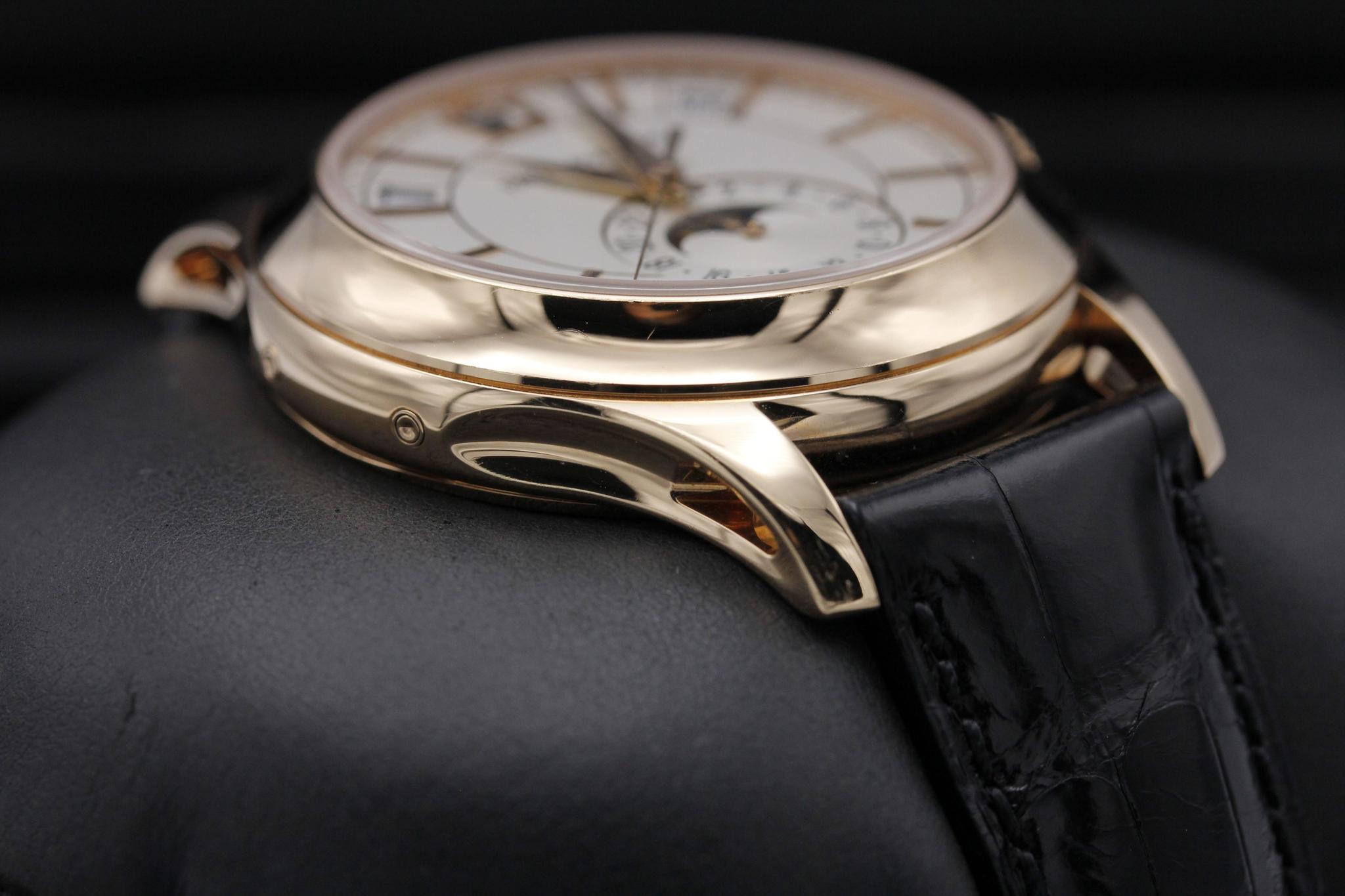 Watch Image 6